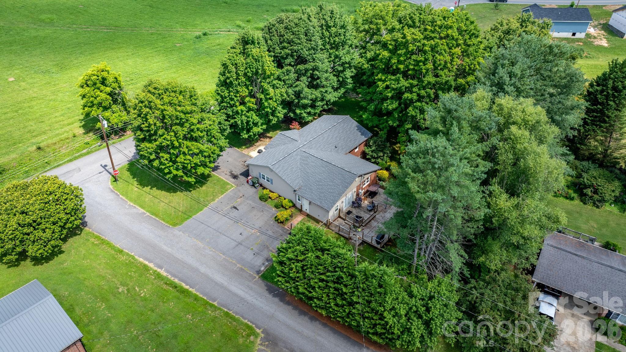 309 Sheldon Street Property Photo 35