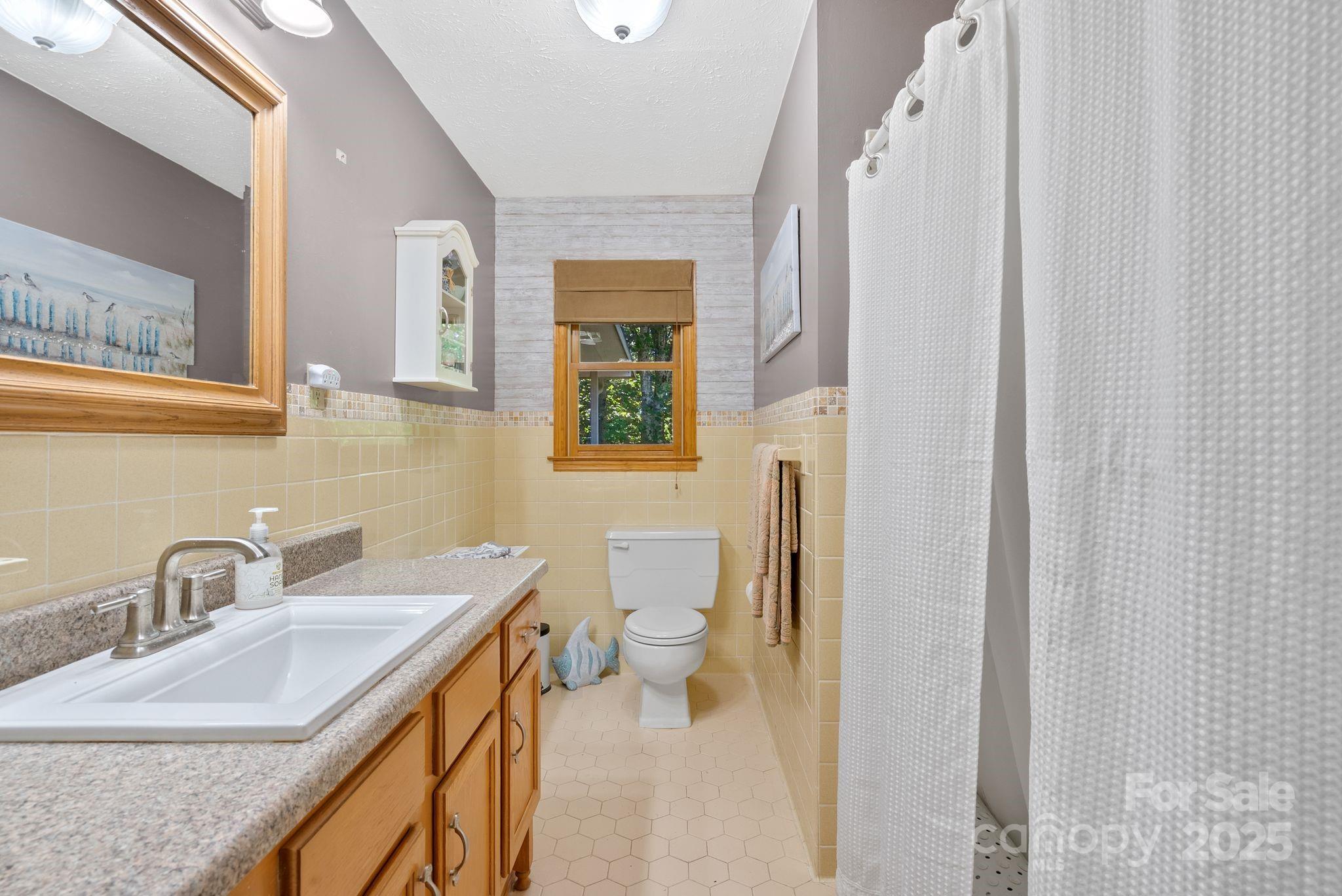 33 & 34 Grandview Court Property Photo 11