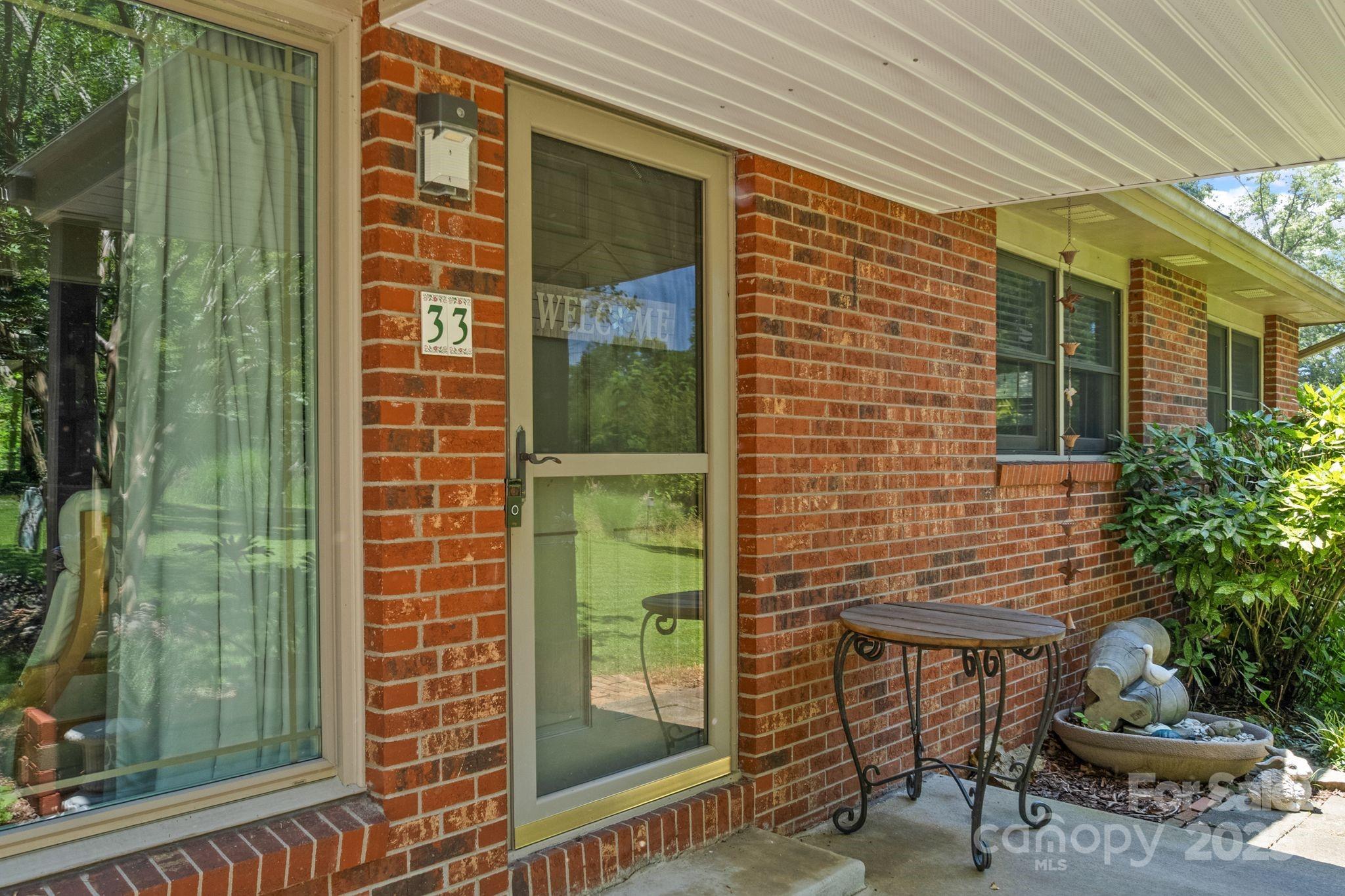 33 & 34 Grandview Court Property Photo 18