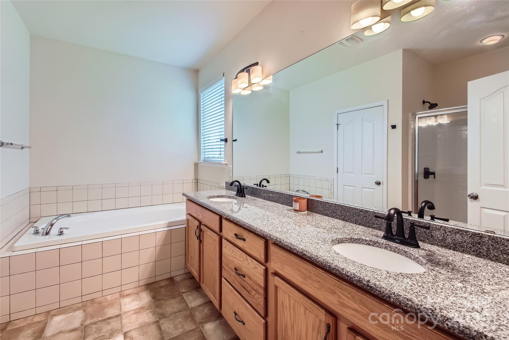 5237 Afterglow Avenue Property Photo 13
