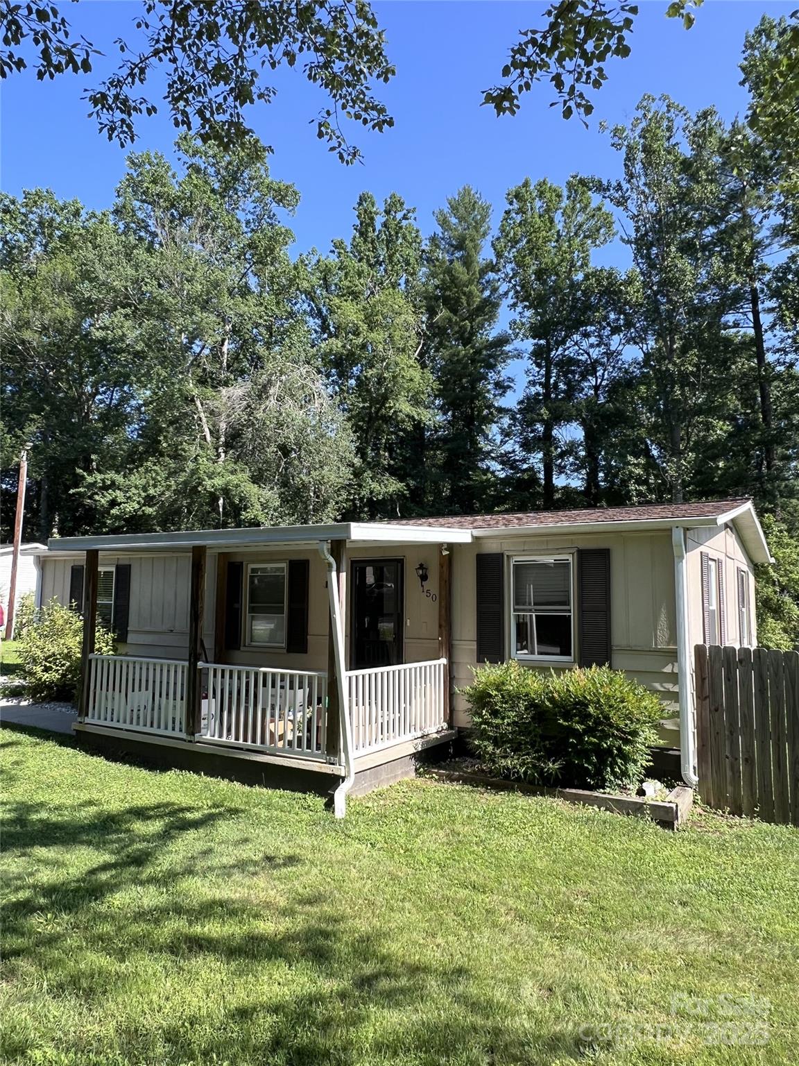 150 Piney Ridge Drive Property Photo 1