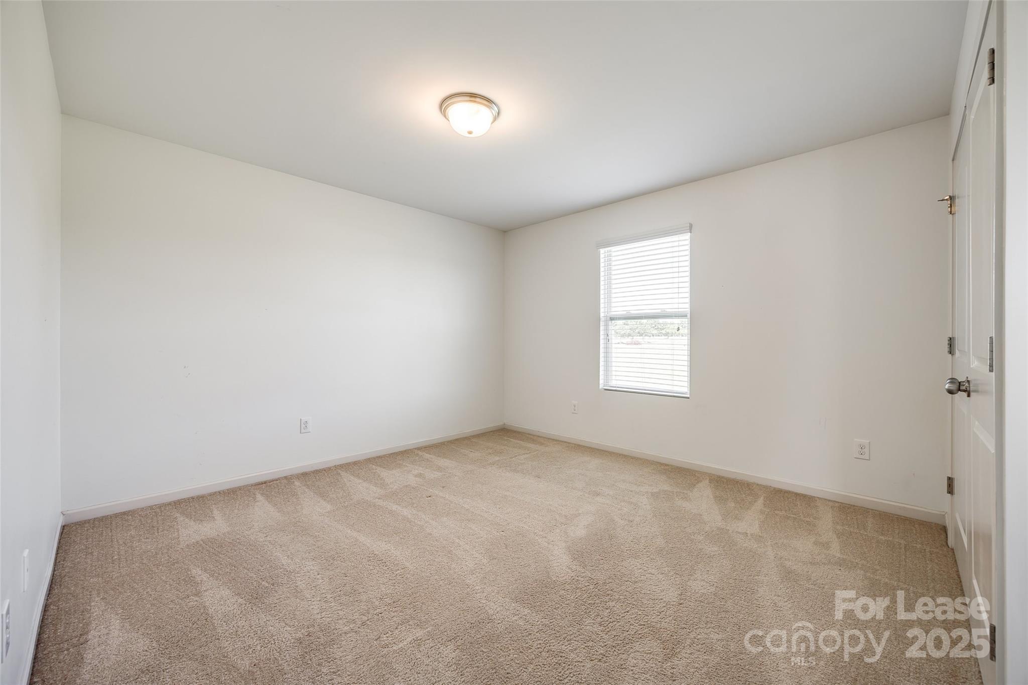 826 Summerlake Drive Property Photo 19