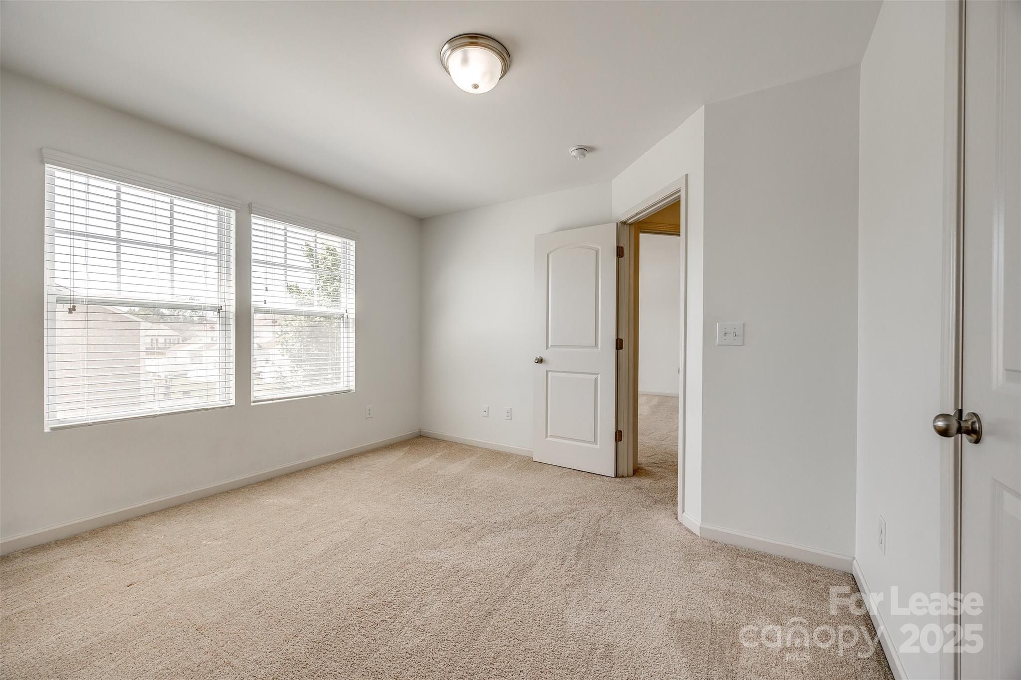 826 Summerlake Drive Property Photo 22