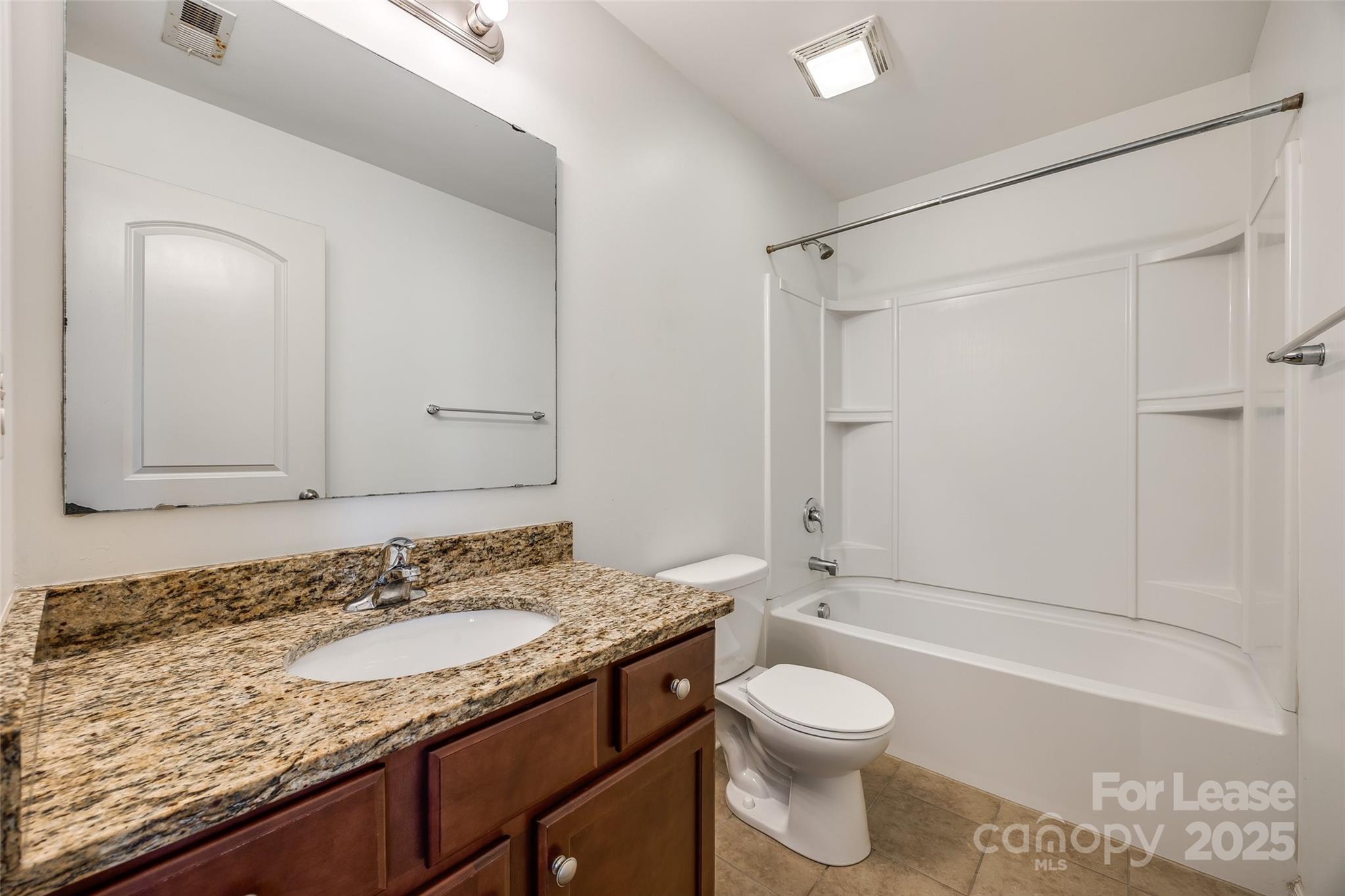 826 Summerlake Drive Property Photo 23