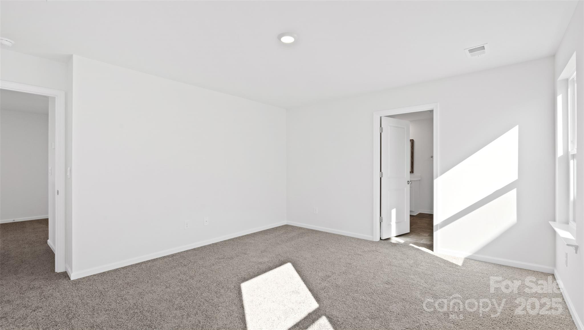 64 Providence Walk Drive Property Photo 19