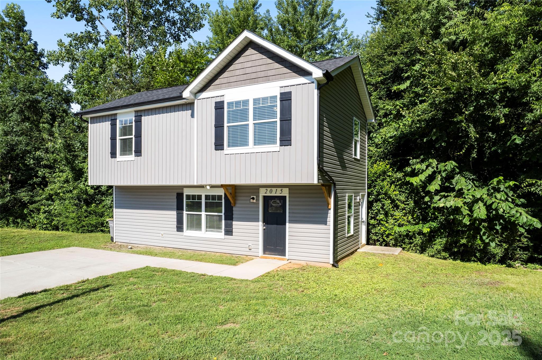 2015 Brantley Creek Drive Property Photo 1