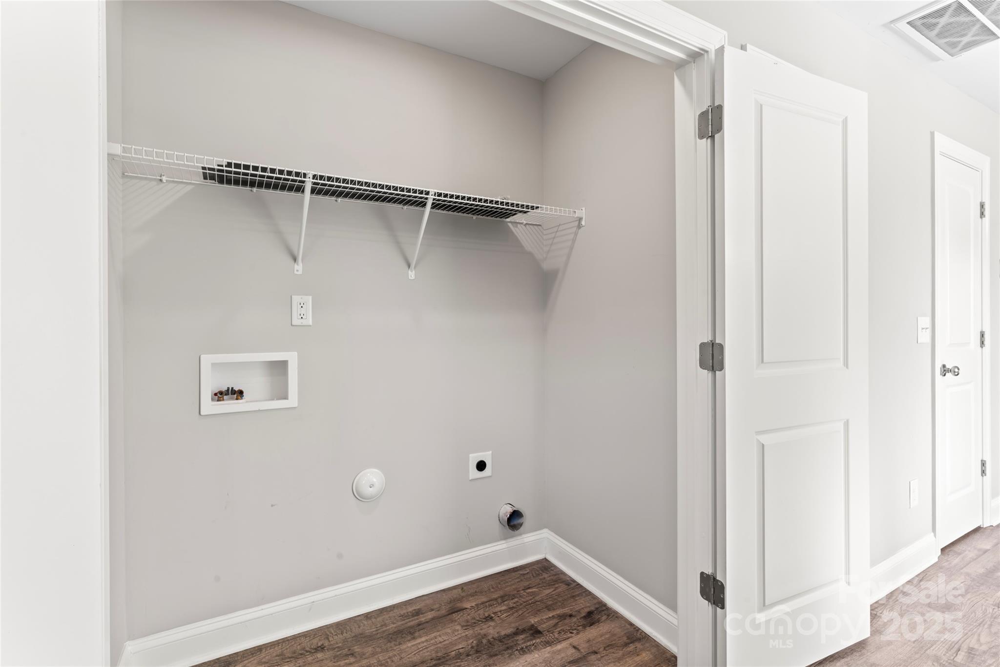 2015 Brantley Creek Drive Property Photo 9