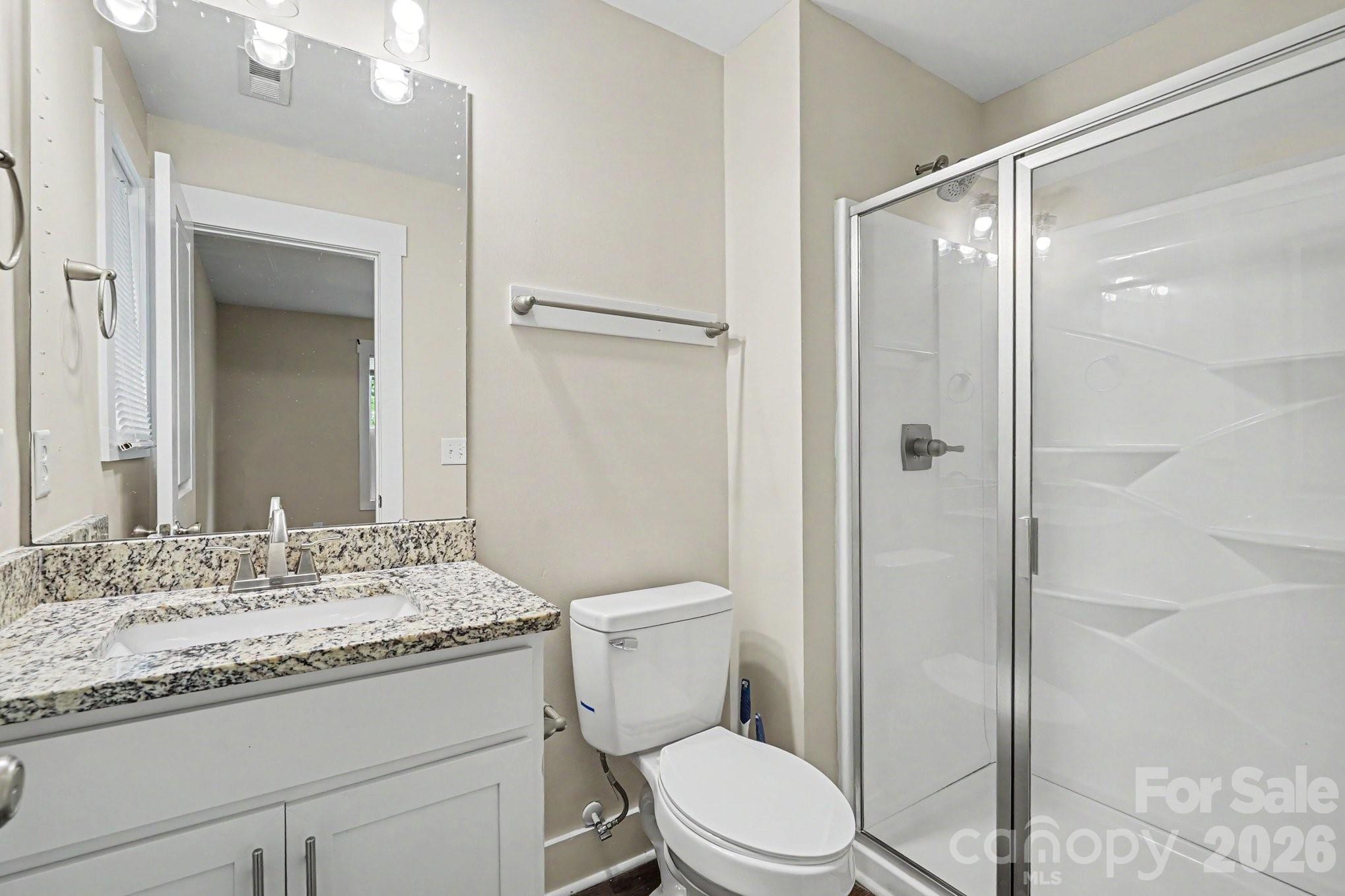 1050 Rush Street Property Photo 9