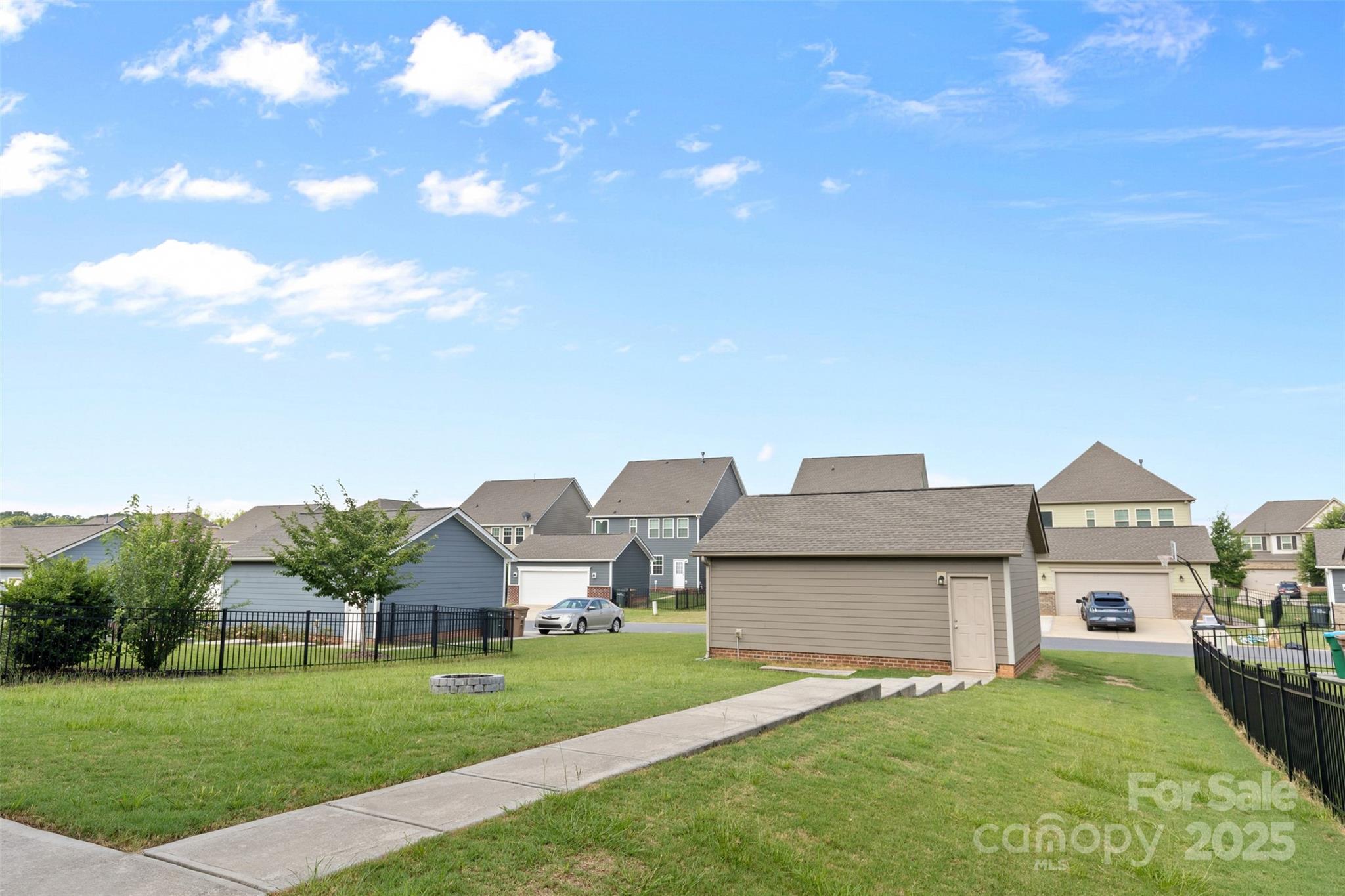 4004 Silverwood Drive Property Photo 36