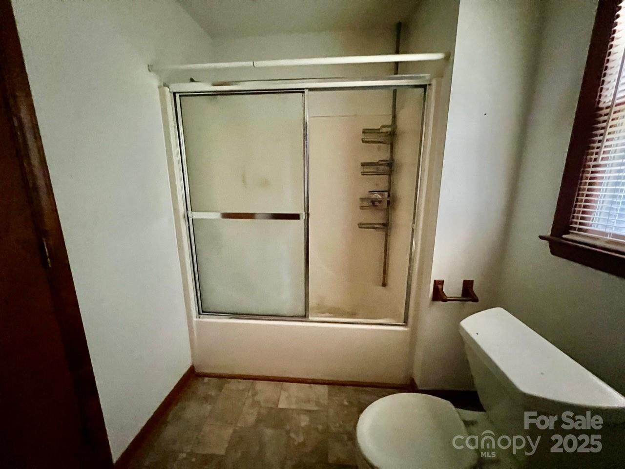 6581 Emerald Isle Drive Property Photo 11