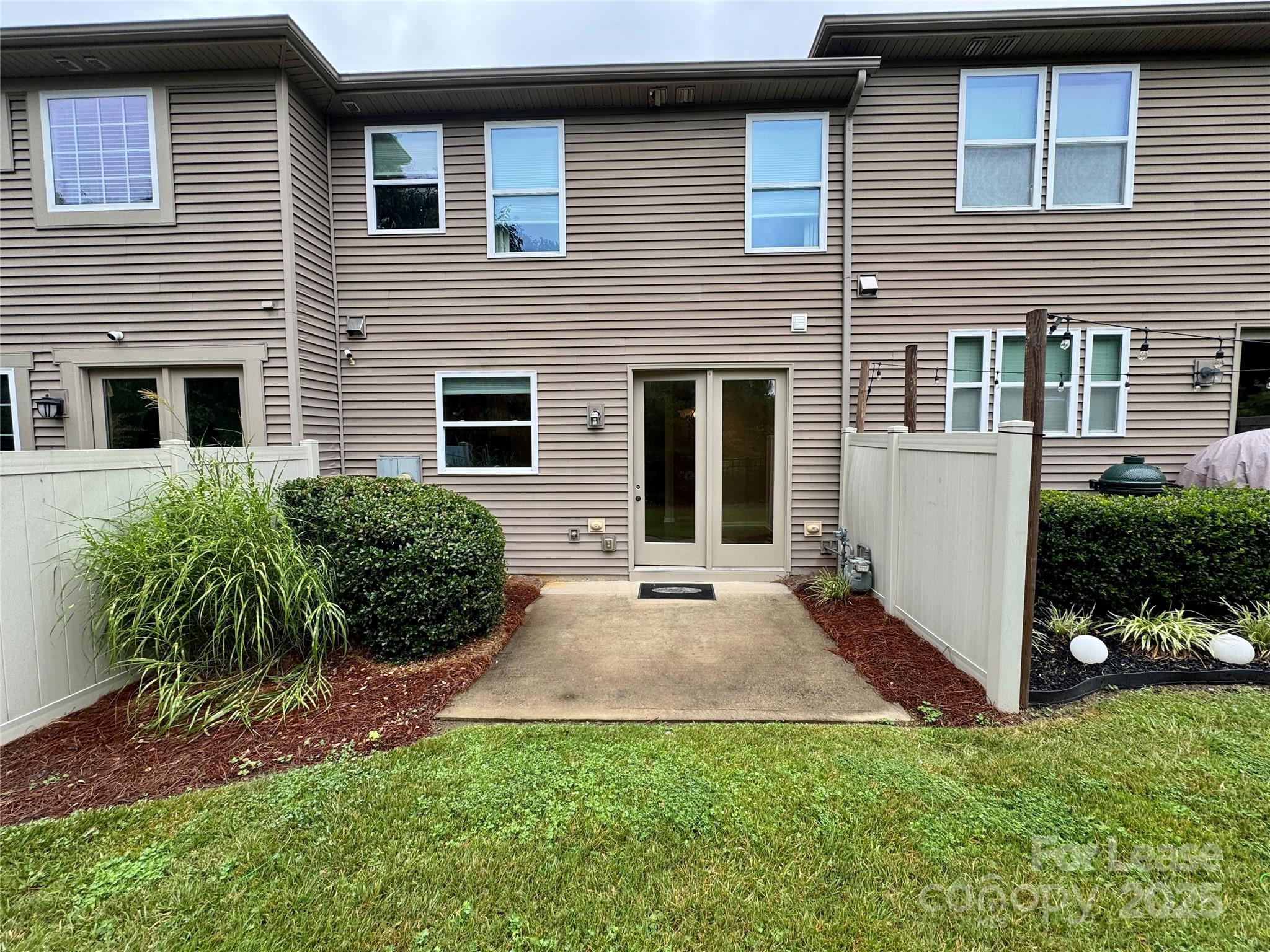9623 Glenburn Lane Property Photo 11