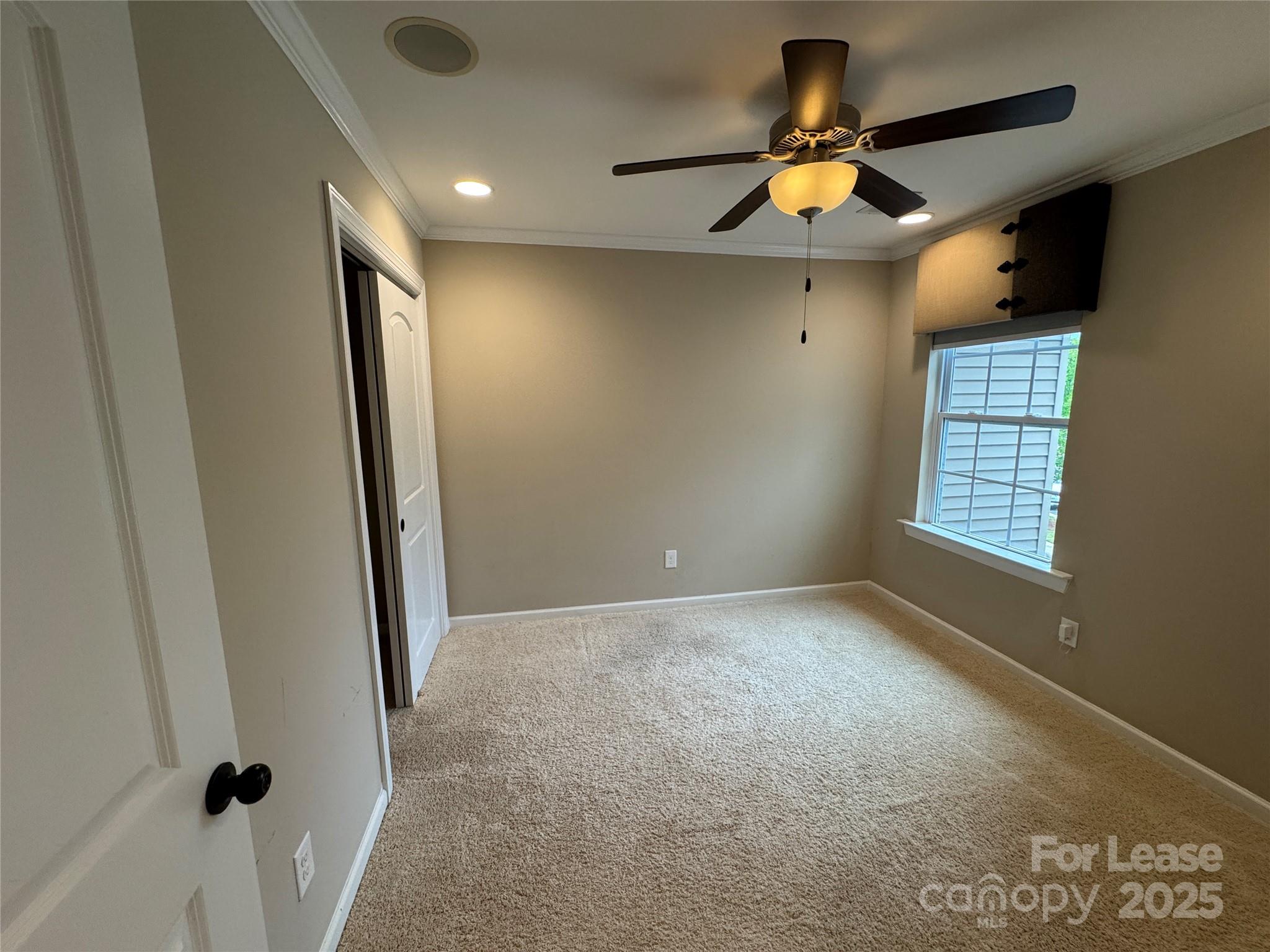 9623 Glenburn Lane Property Photo 14