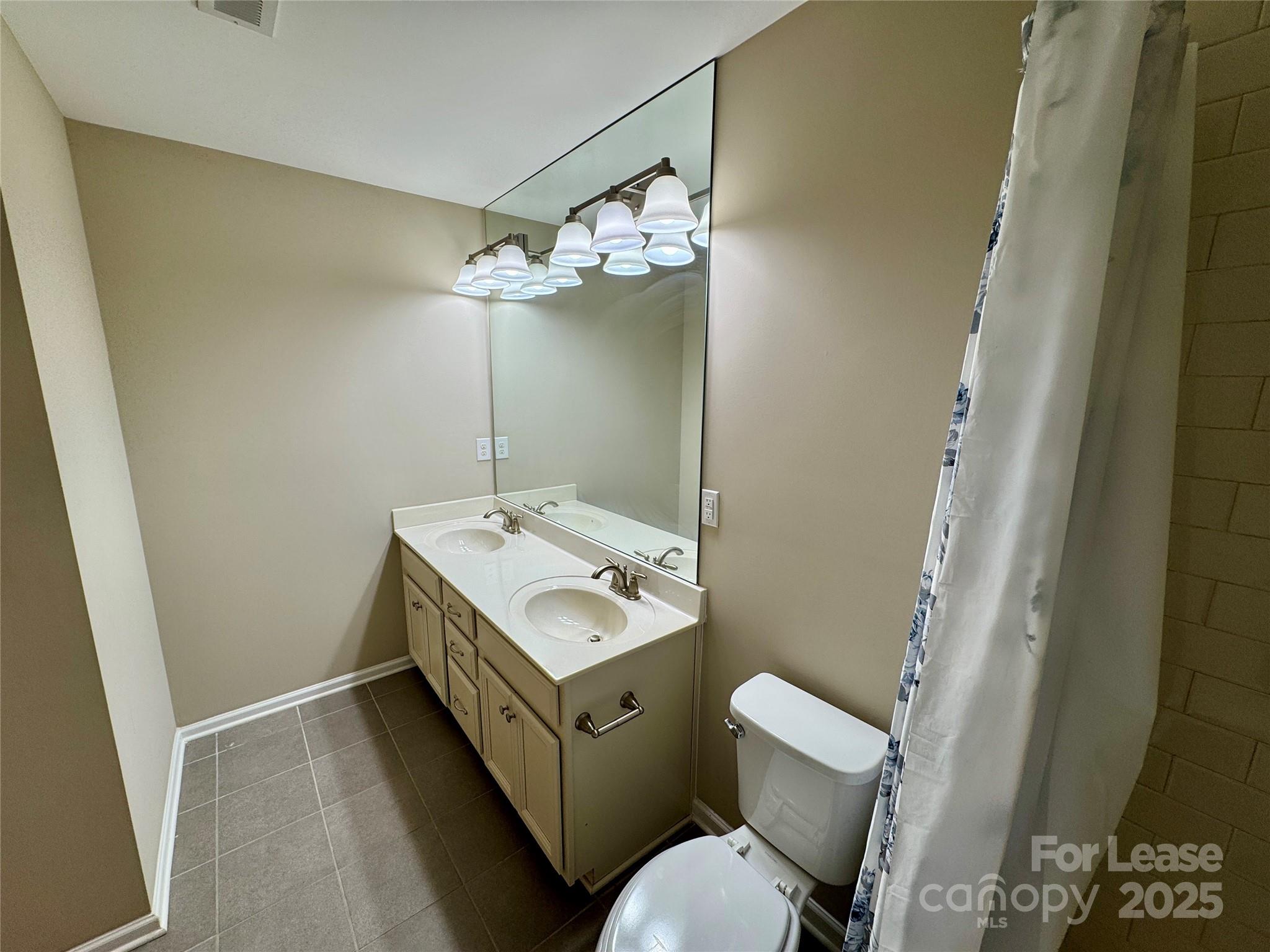 9623 Glenburn Lane Property Photo 16