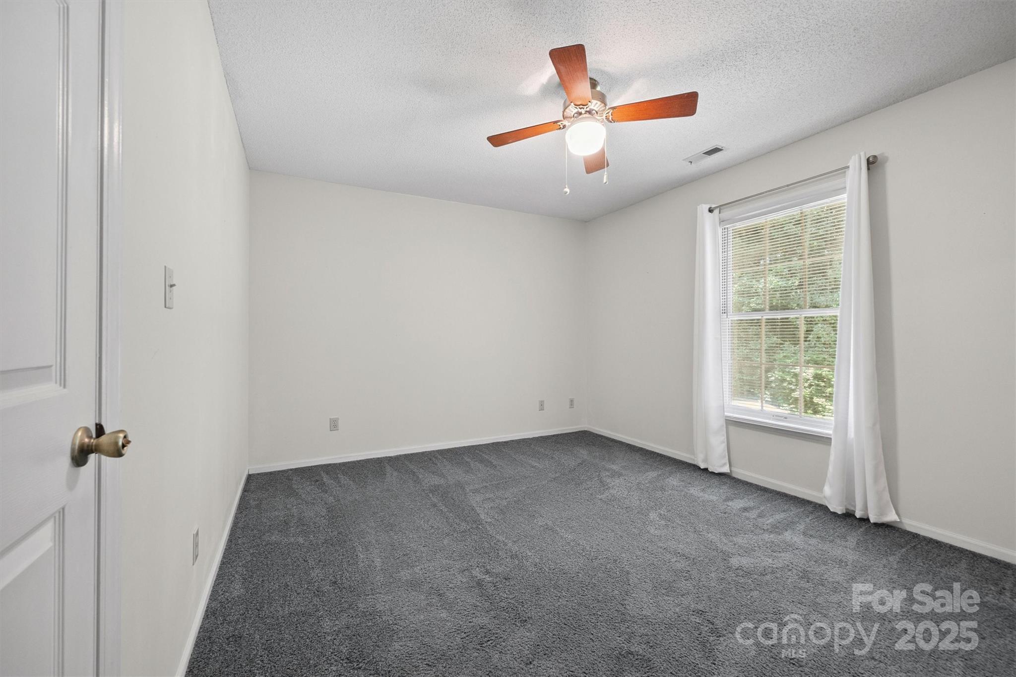 248 Pointe Circle Property Photo 11