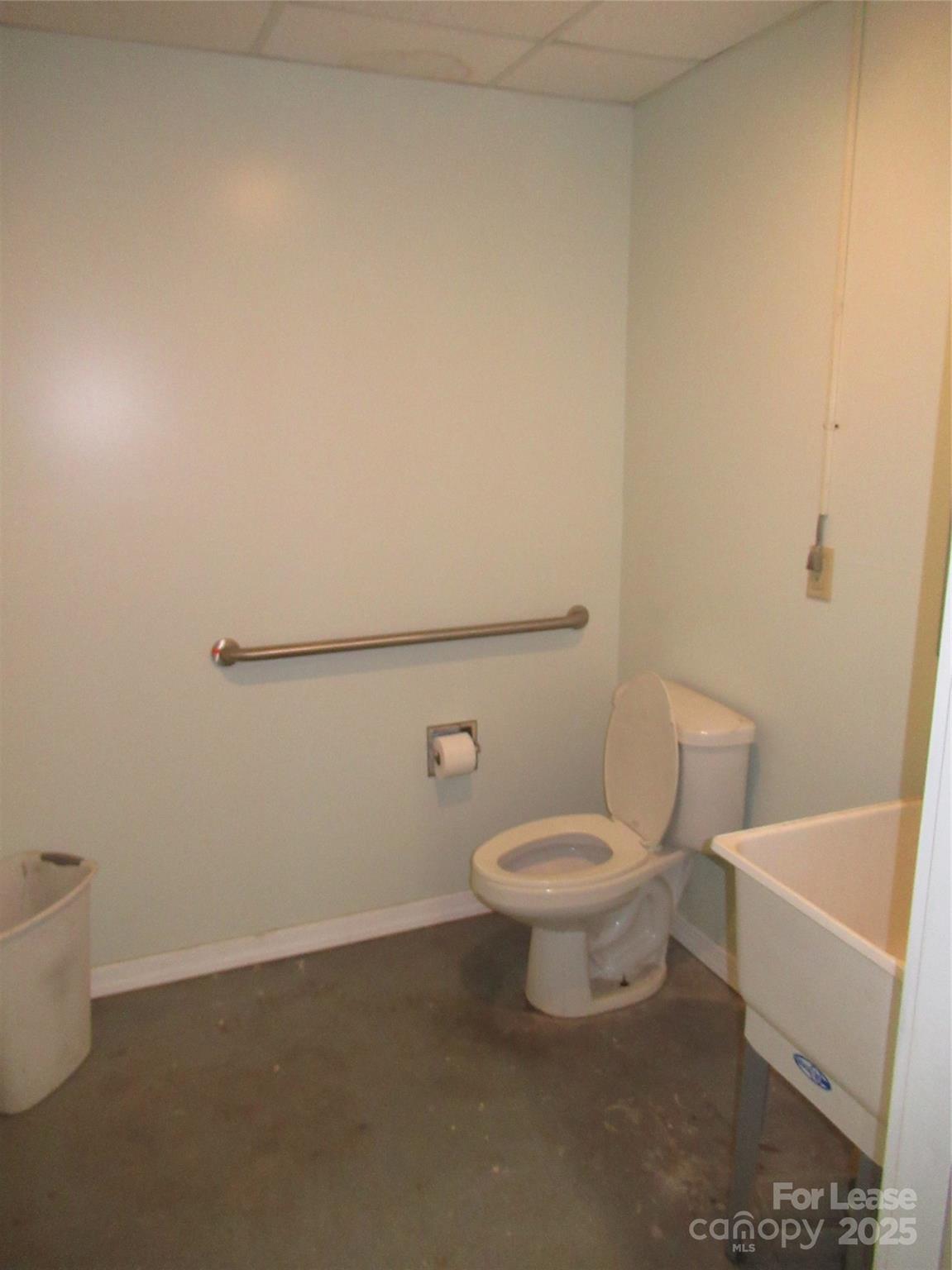 4359 N Hwy 16 None 5 Property Photo 3