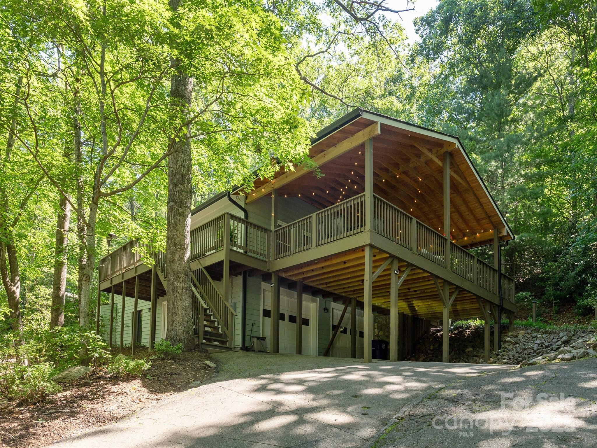 27 Walker Cove Road Property Photo 2