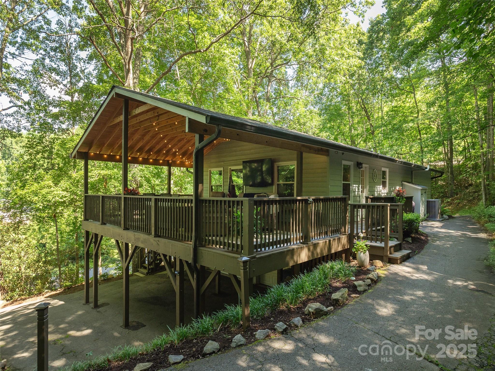 27 Walker Cove Road Property Photo 3