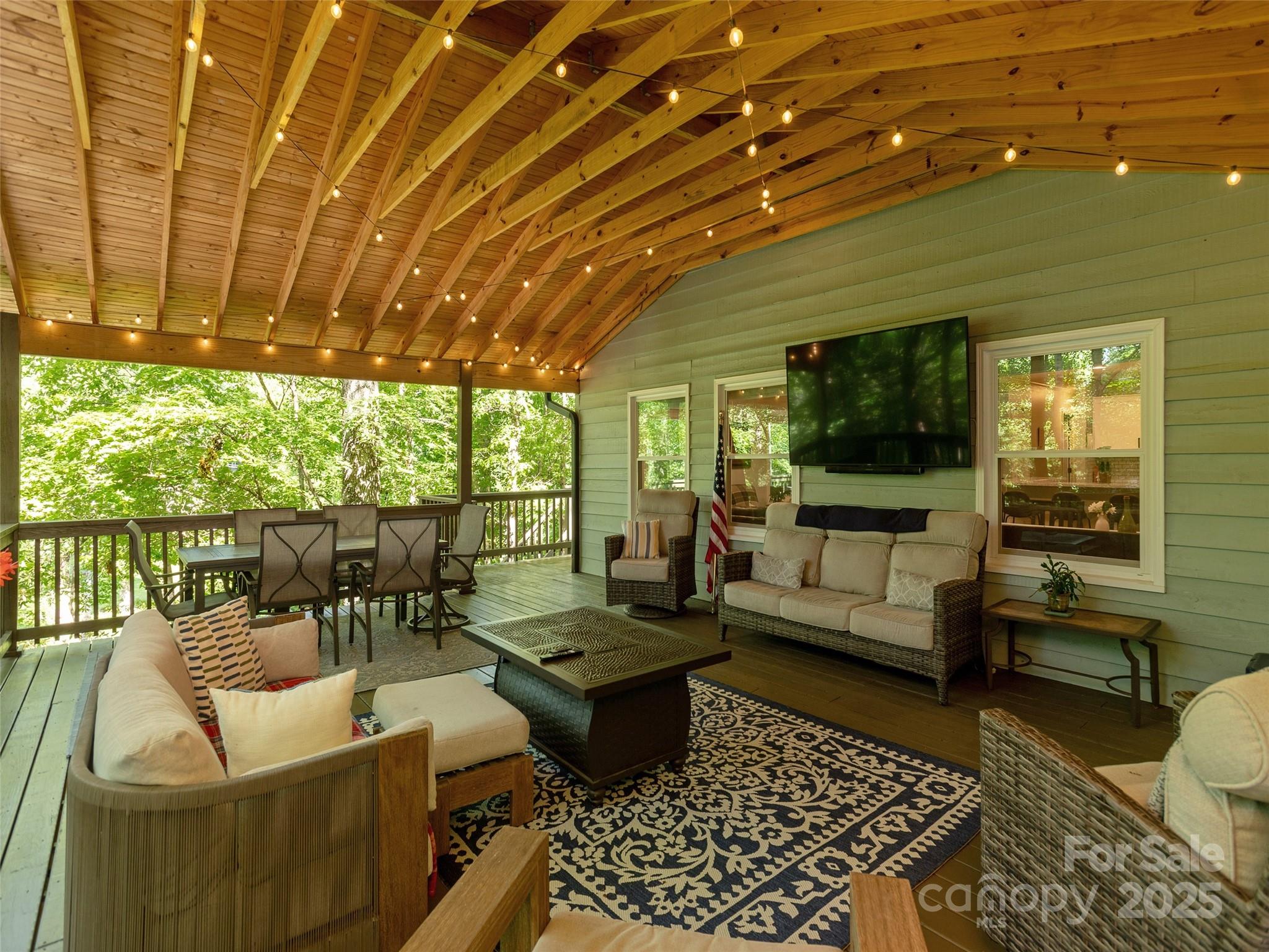 27 Walker Cove Road Property Photo 5
