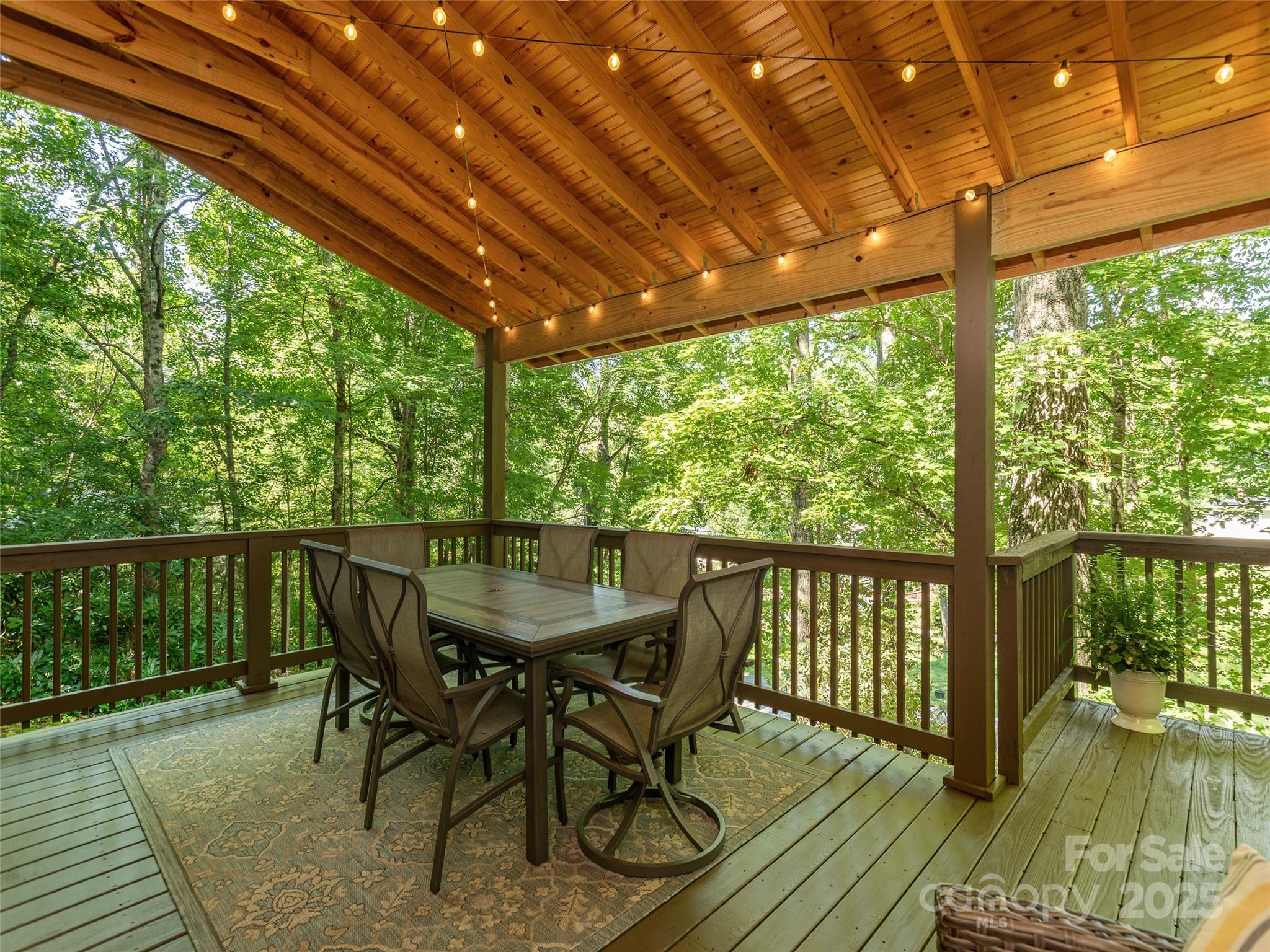 27 Walker Cove Road Property Photo 7