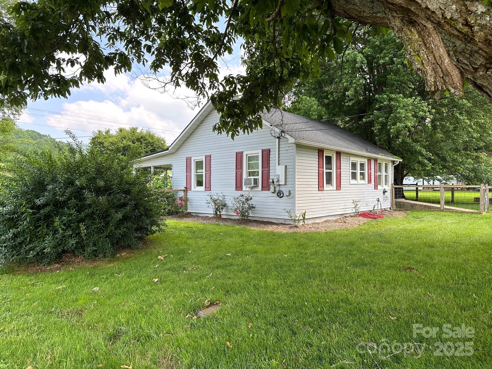39 Hemphill Road Property Photo 16