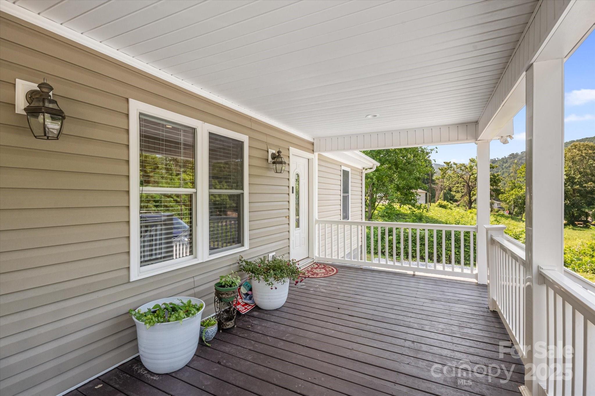 40 Alabama Avenue Property Photo 4