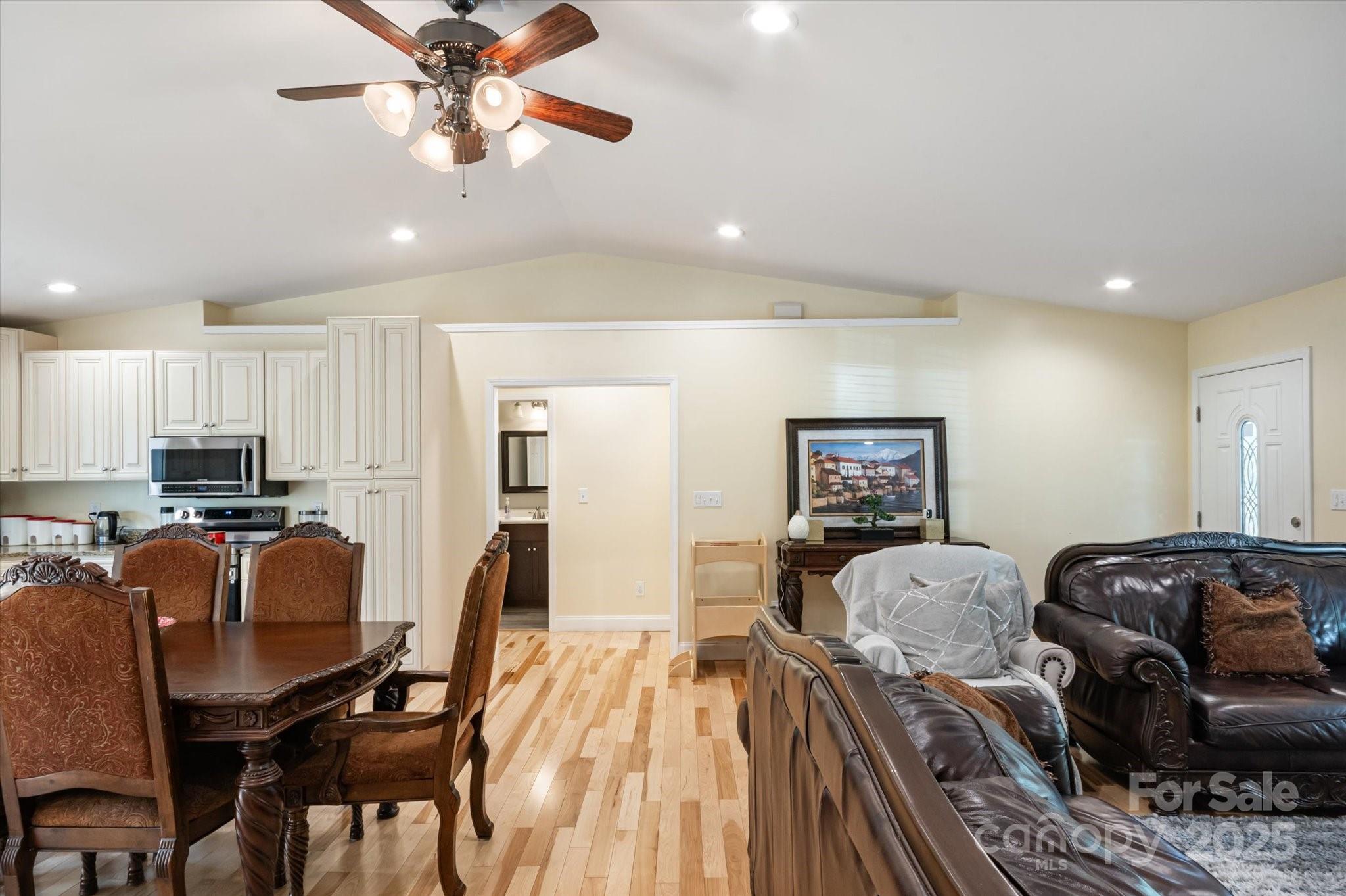 40 Alabama Avenue Property Photo 23