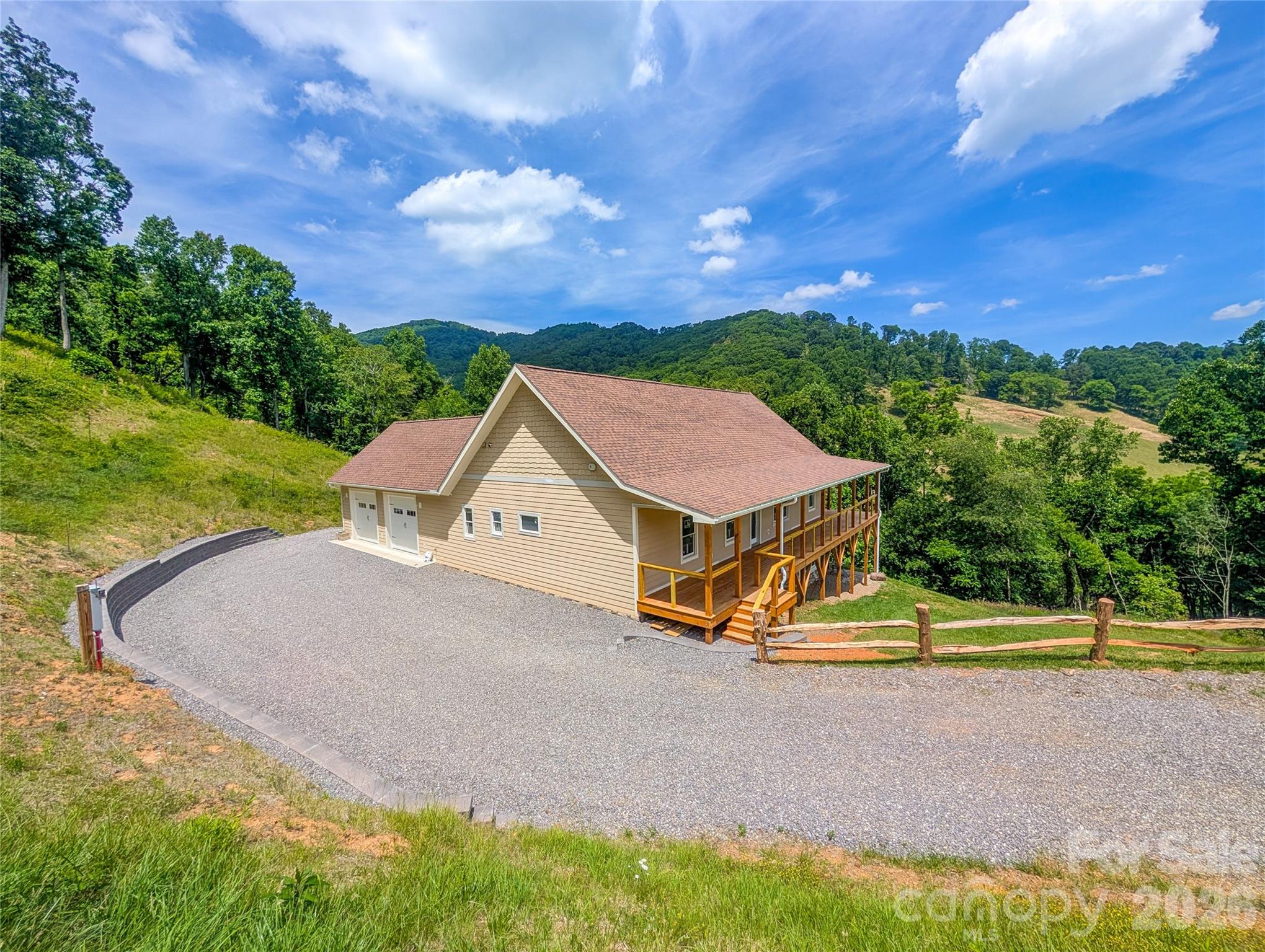 338 Majestic Mountain Drive Property Photo 1