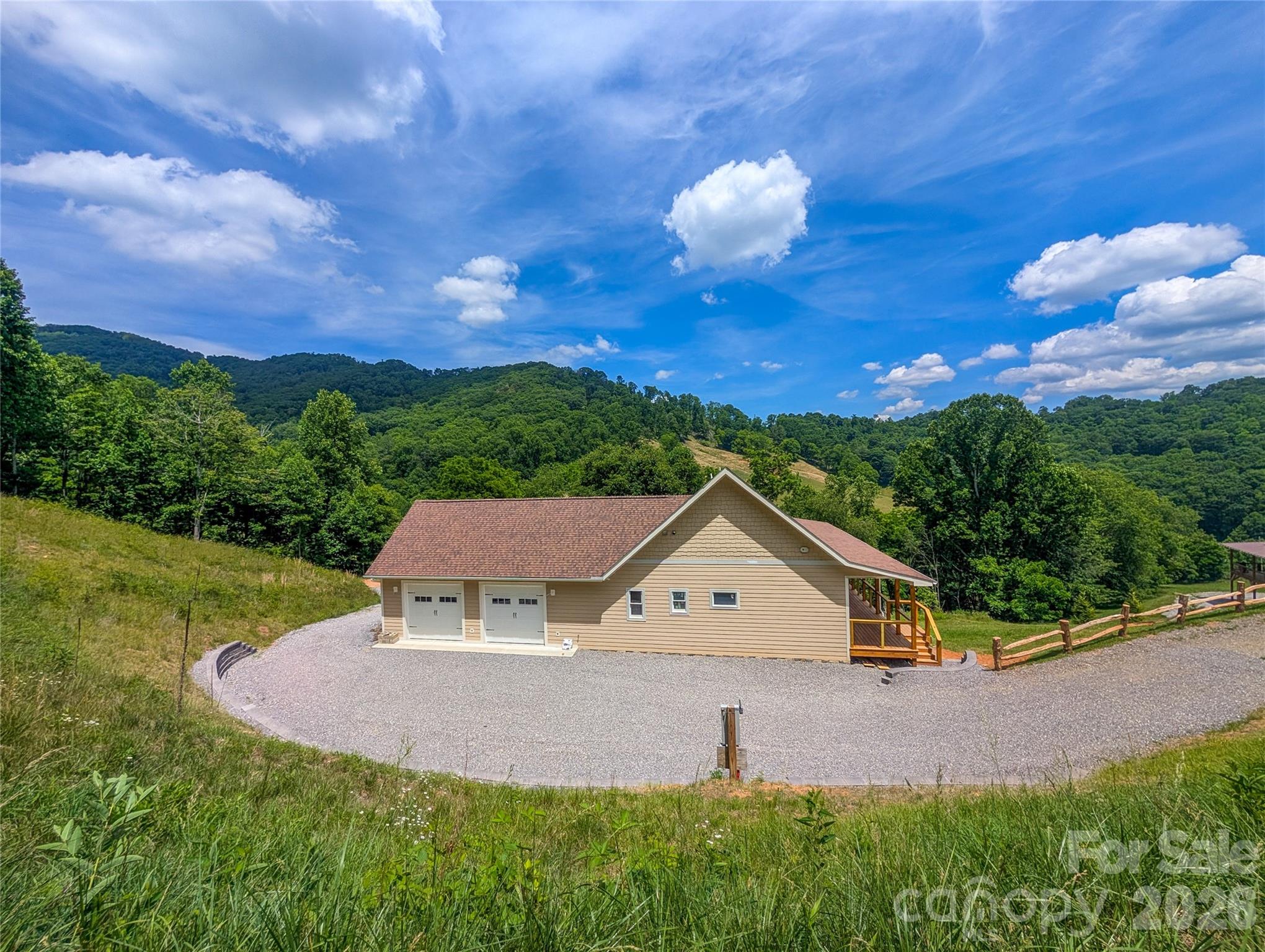 338 Majestic Mountain Drive Property Photo 7