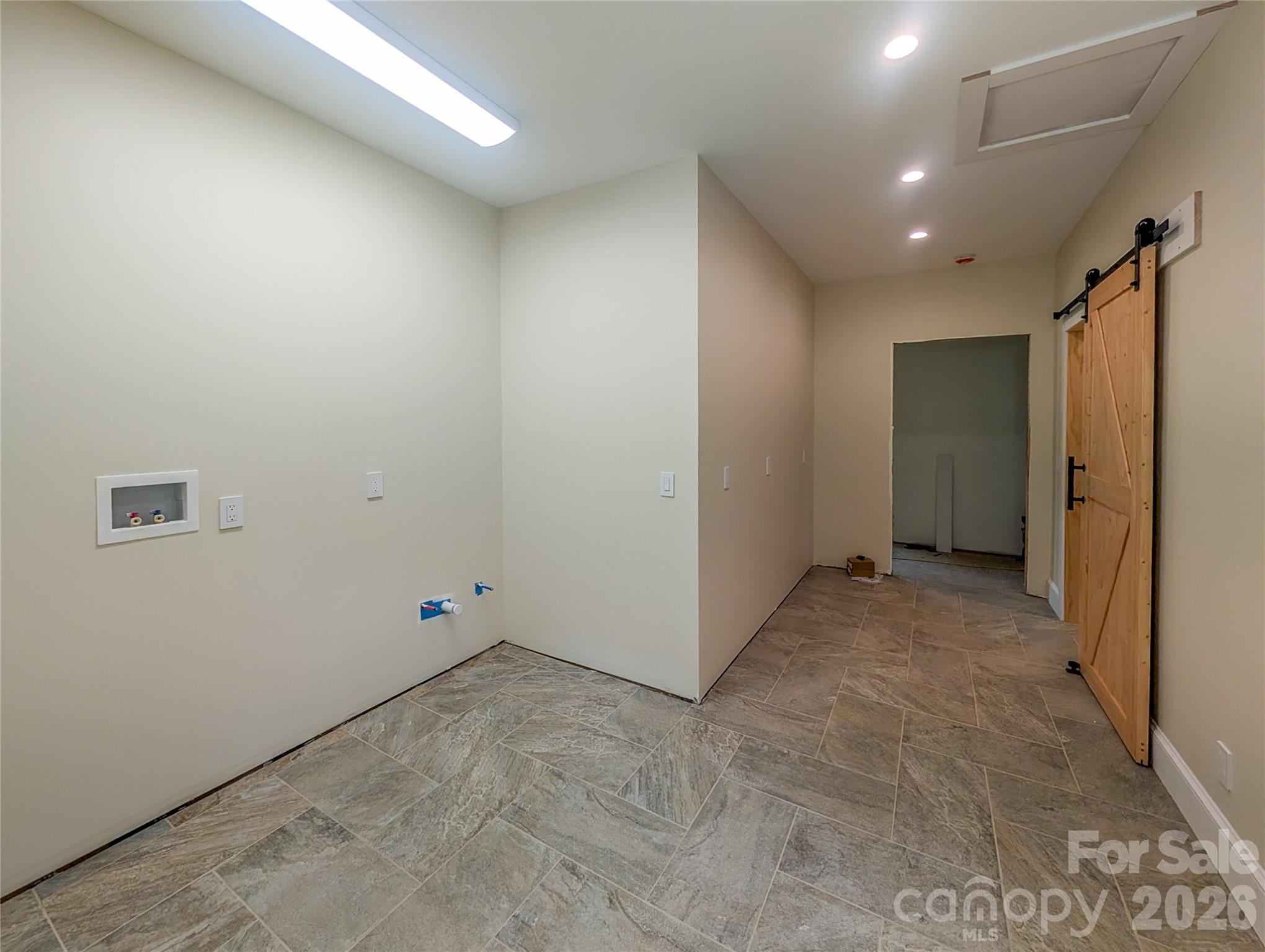 338 Majestic Mountain Drive Property Photo 13