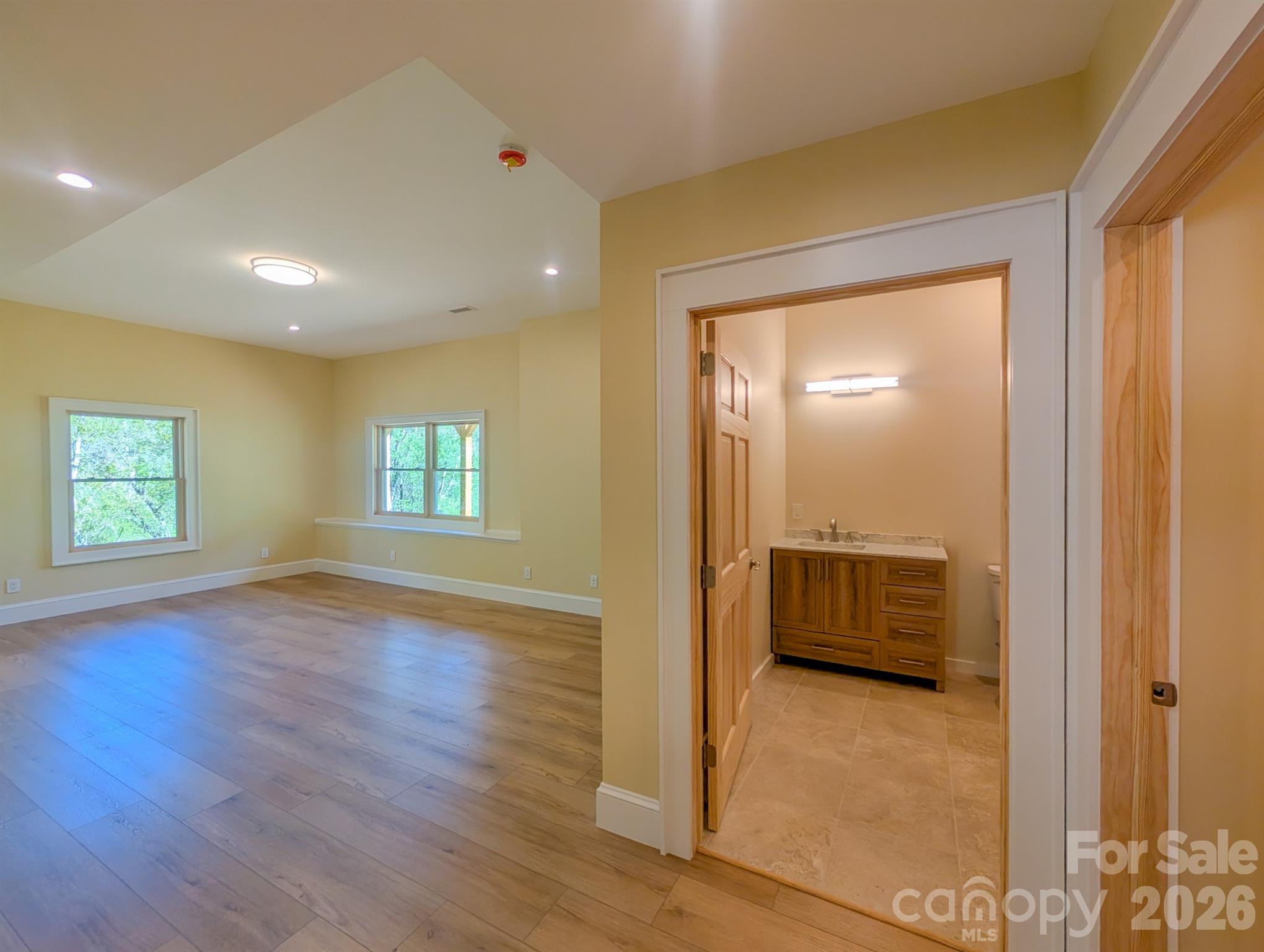 338 Majestic Mountain Drive Property Photo 31