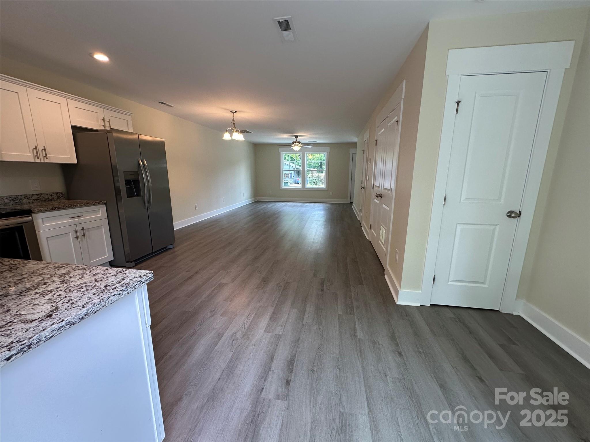 307 Messner Street Property Photo 5