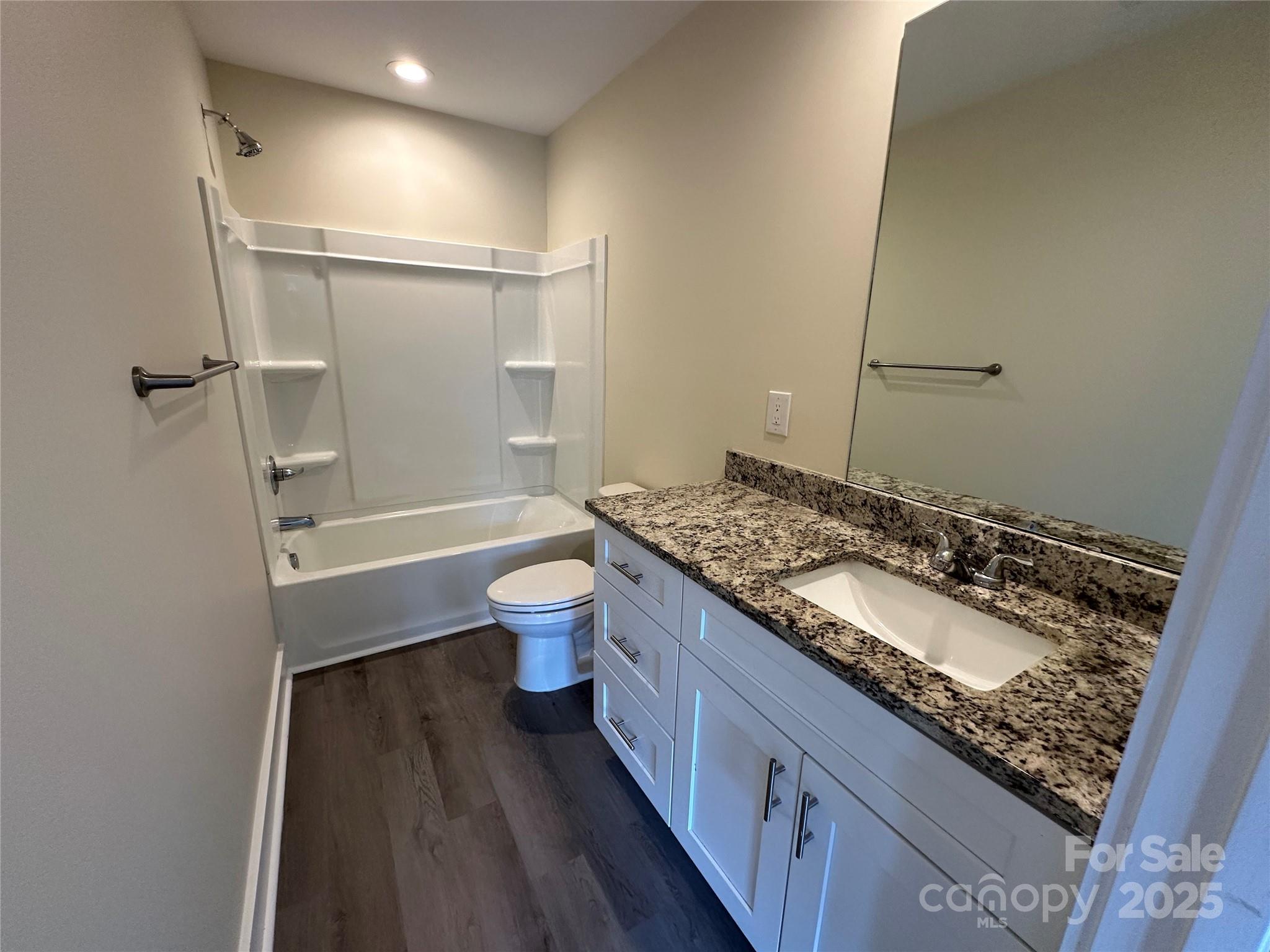 307 Messner Street Property Photo 8