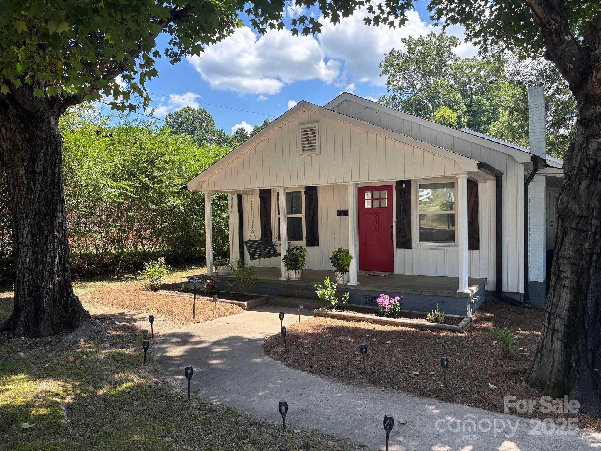 715 Pine Street Property Photo 1