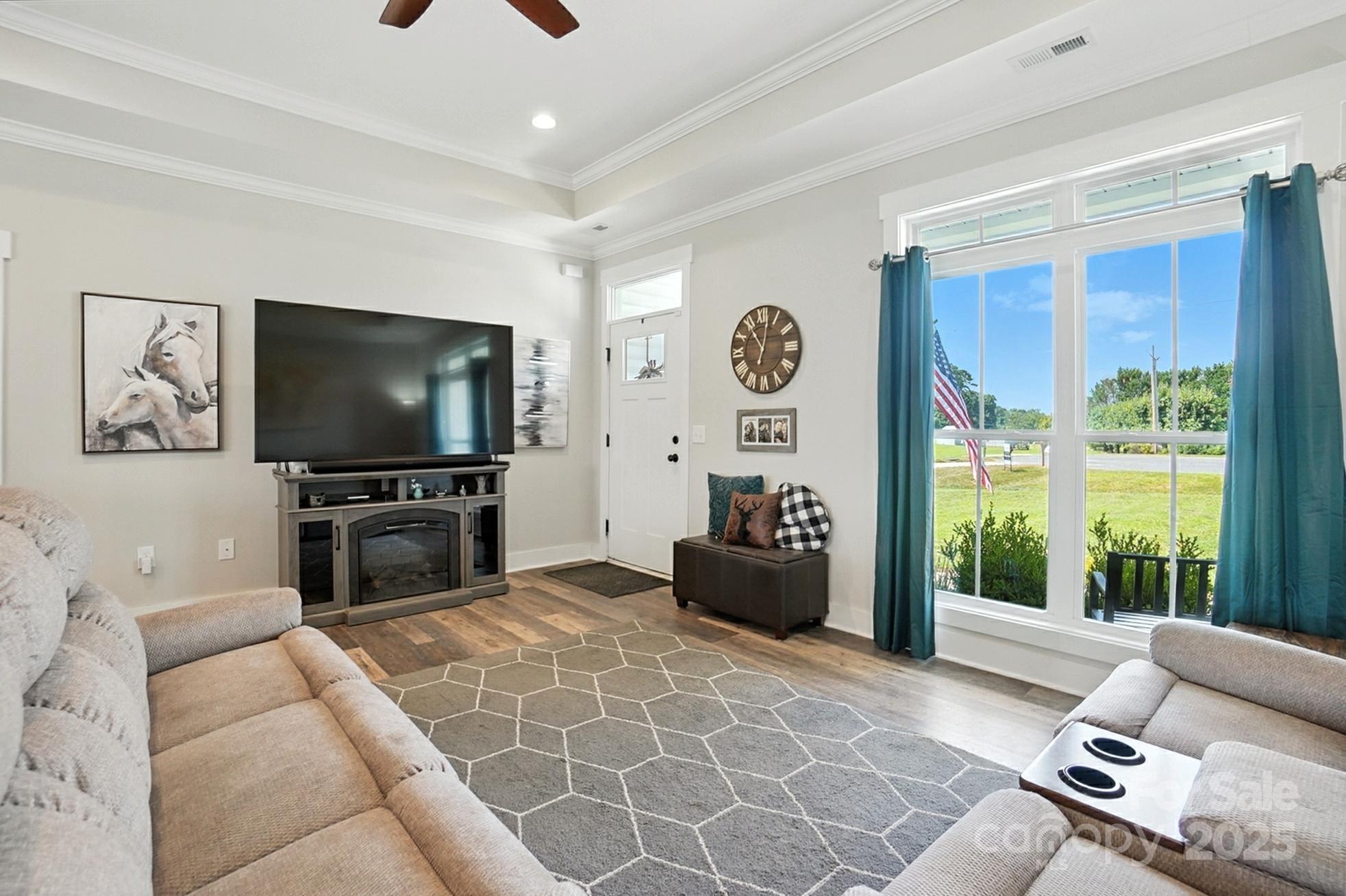 102 Royal Avenue Property Photo 3