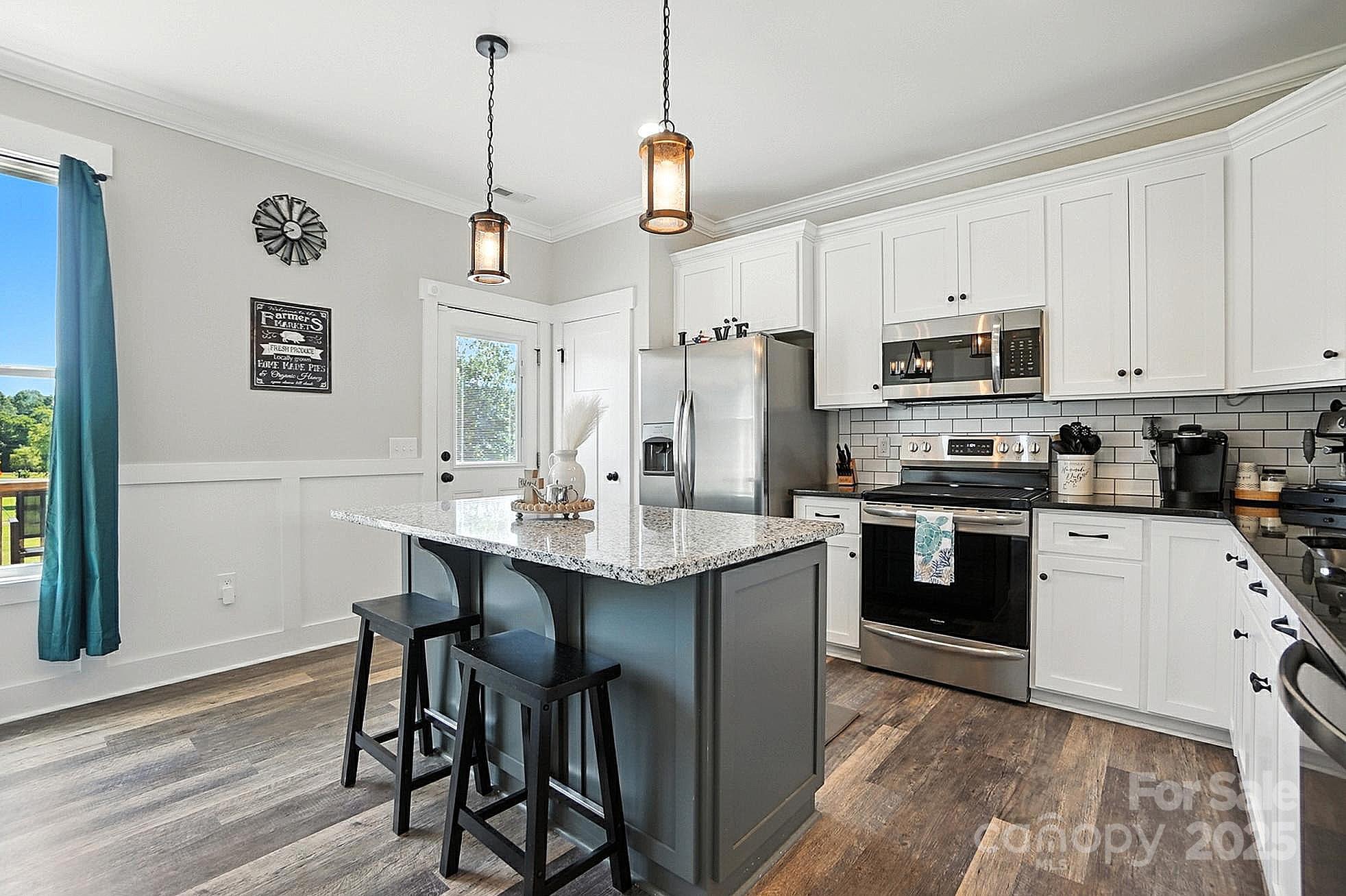 102 Royal Avenue Property Photo 18