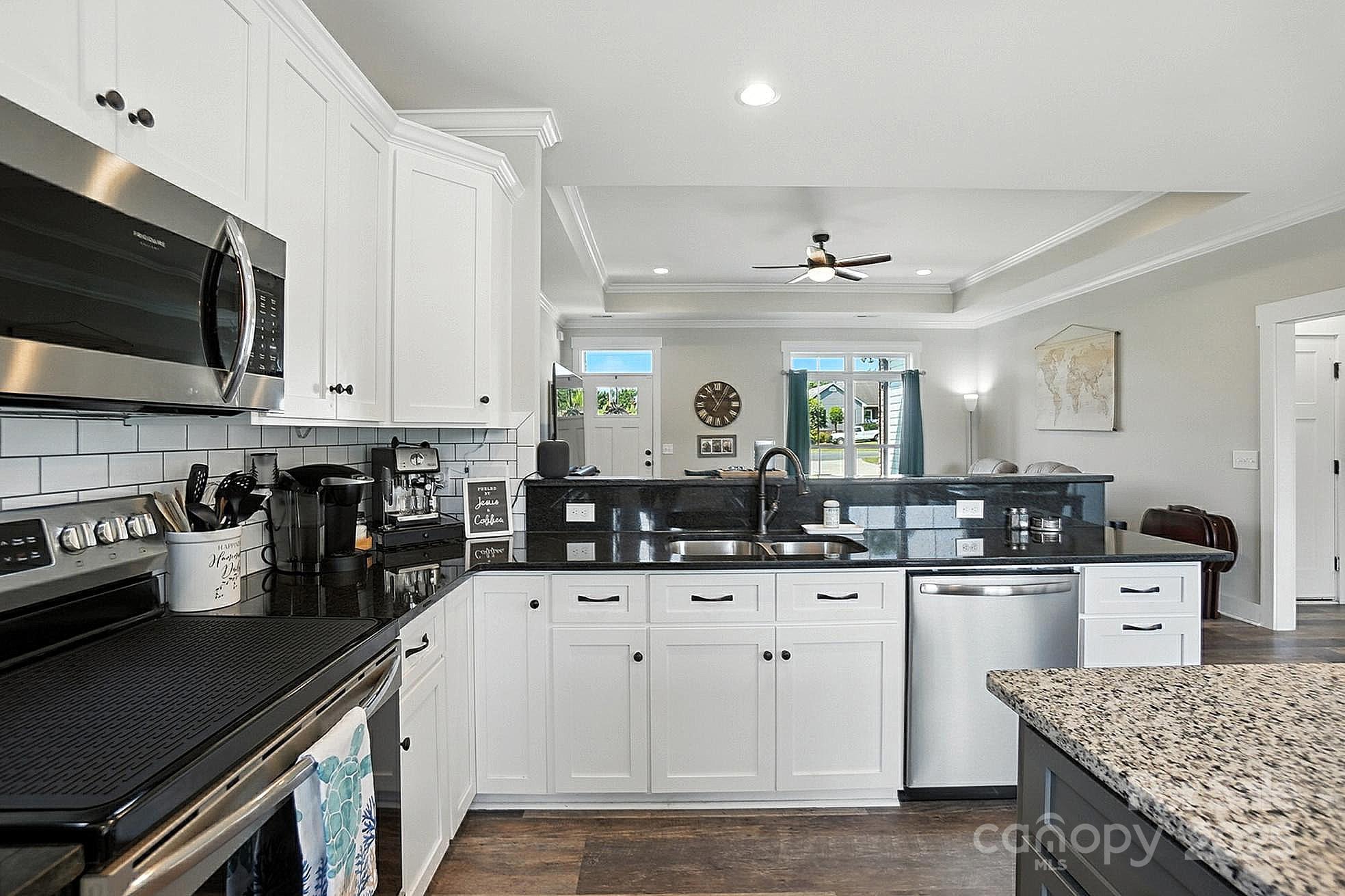102 Royal Avenue Property Photo 21