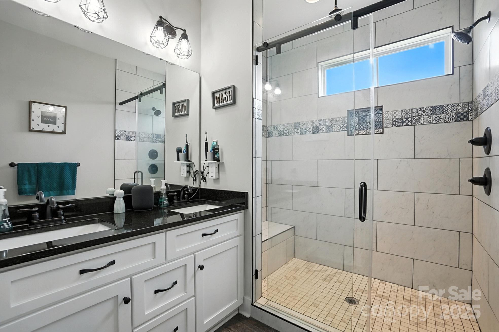 102 Royal Avenue Property Photo 28