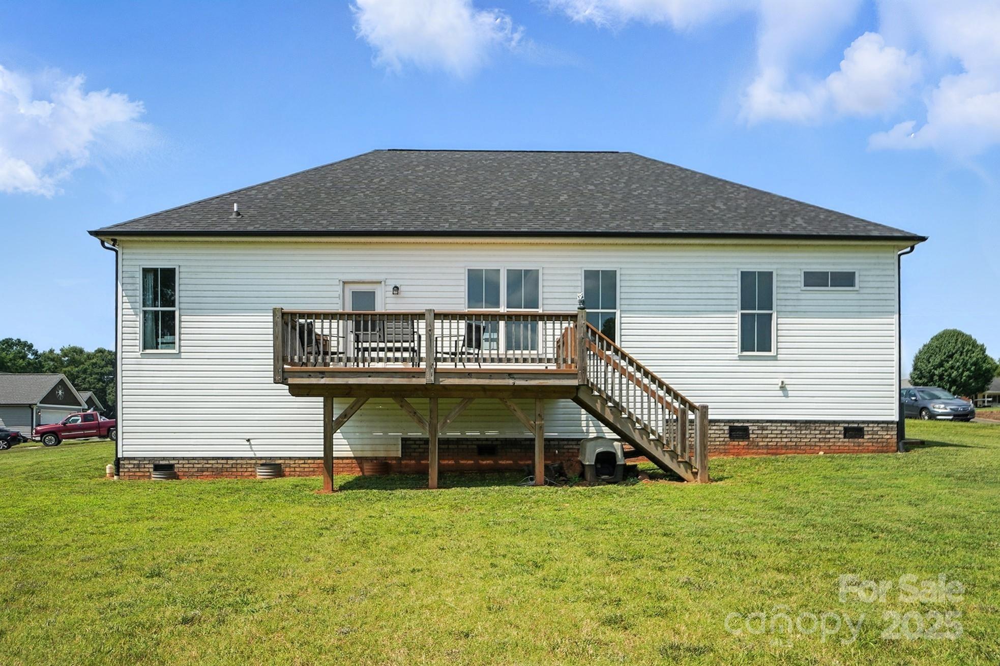 102 Royal Avenue Property Photo 39