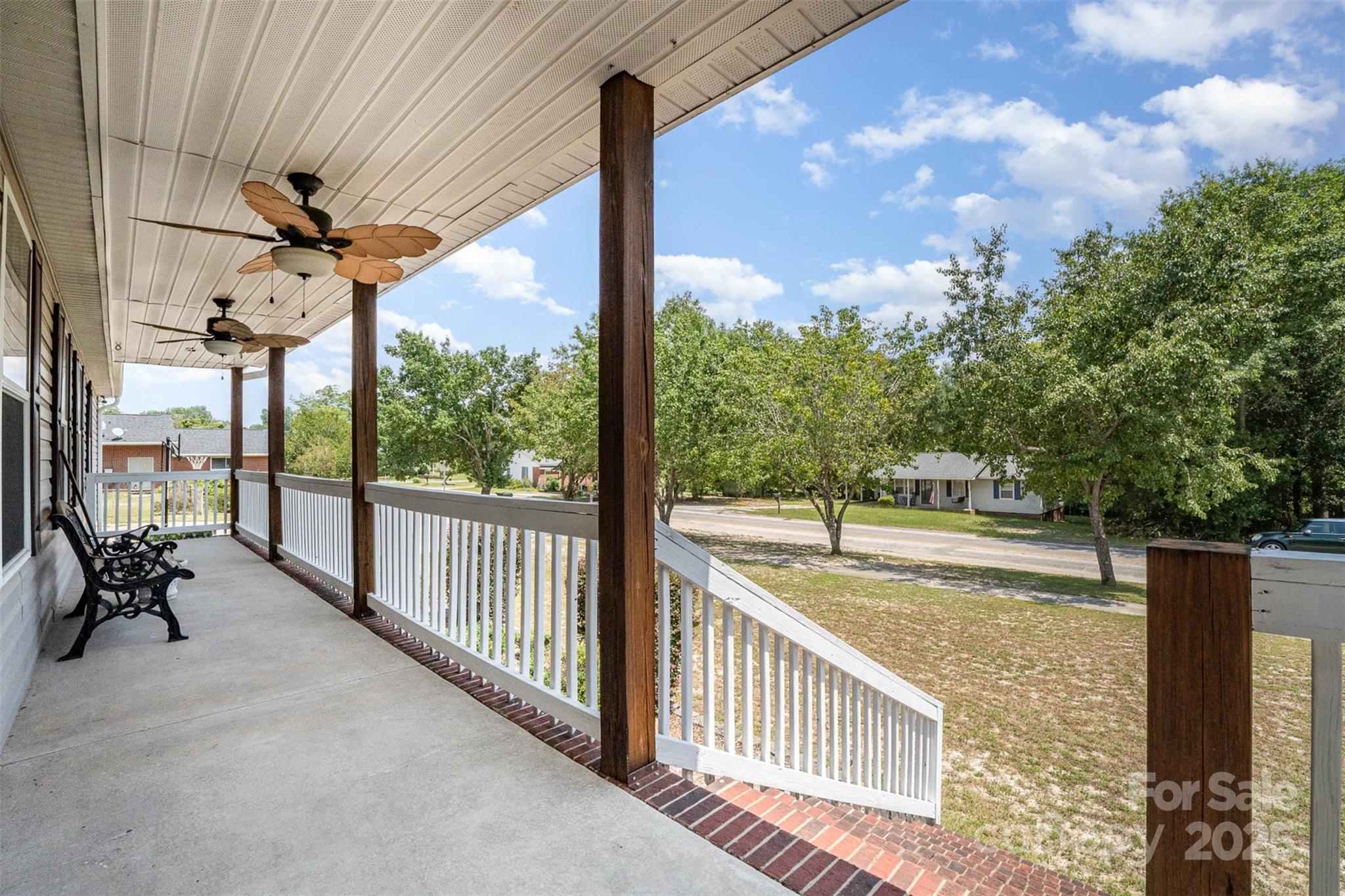 108 W Welsh Street Property Photo 4