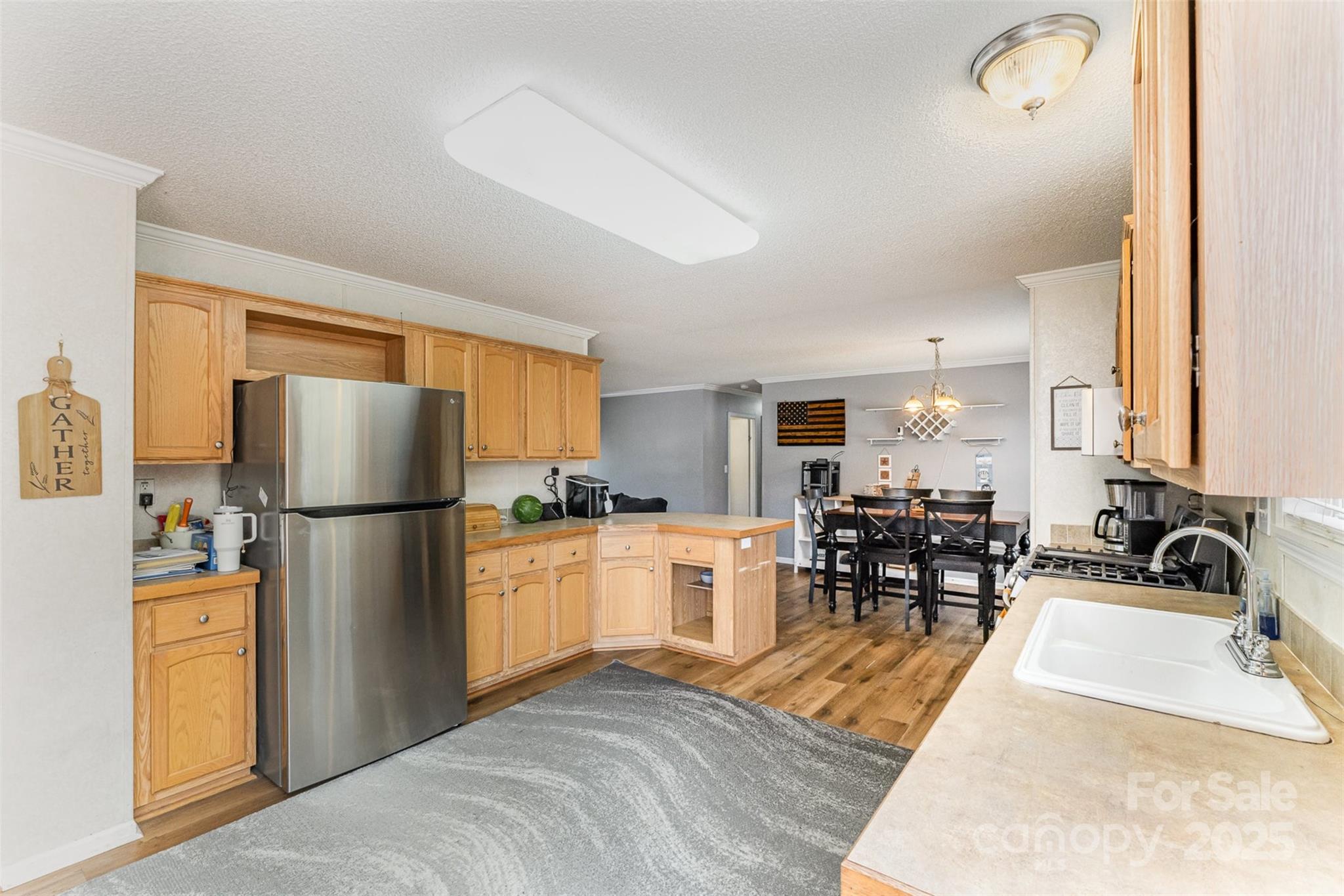 108 W Welsh Street Property Photo 10