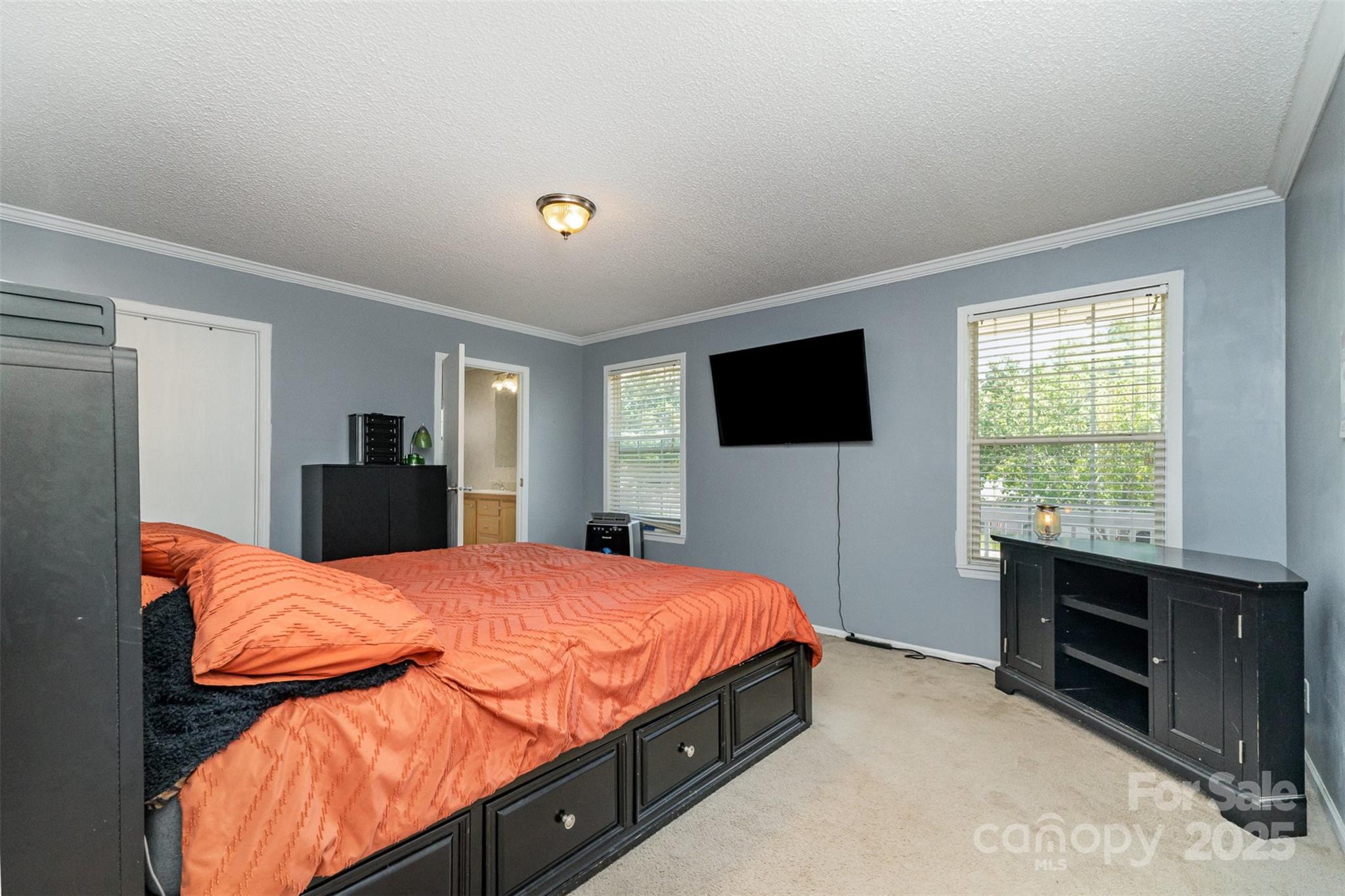 108 W Welsh Street Property Photo 15