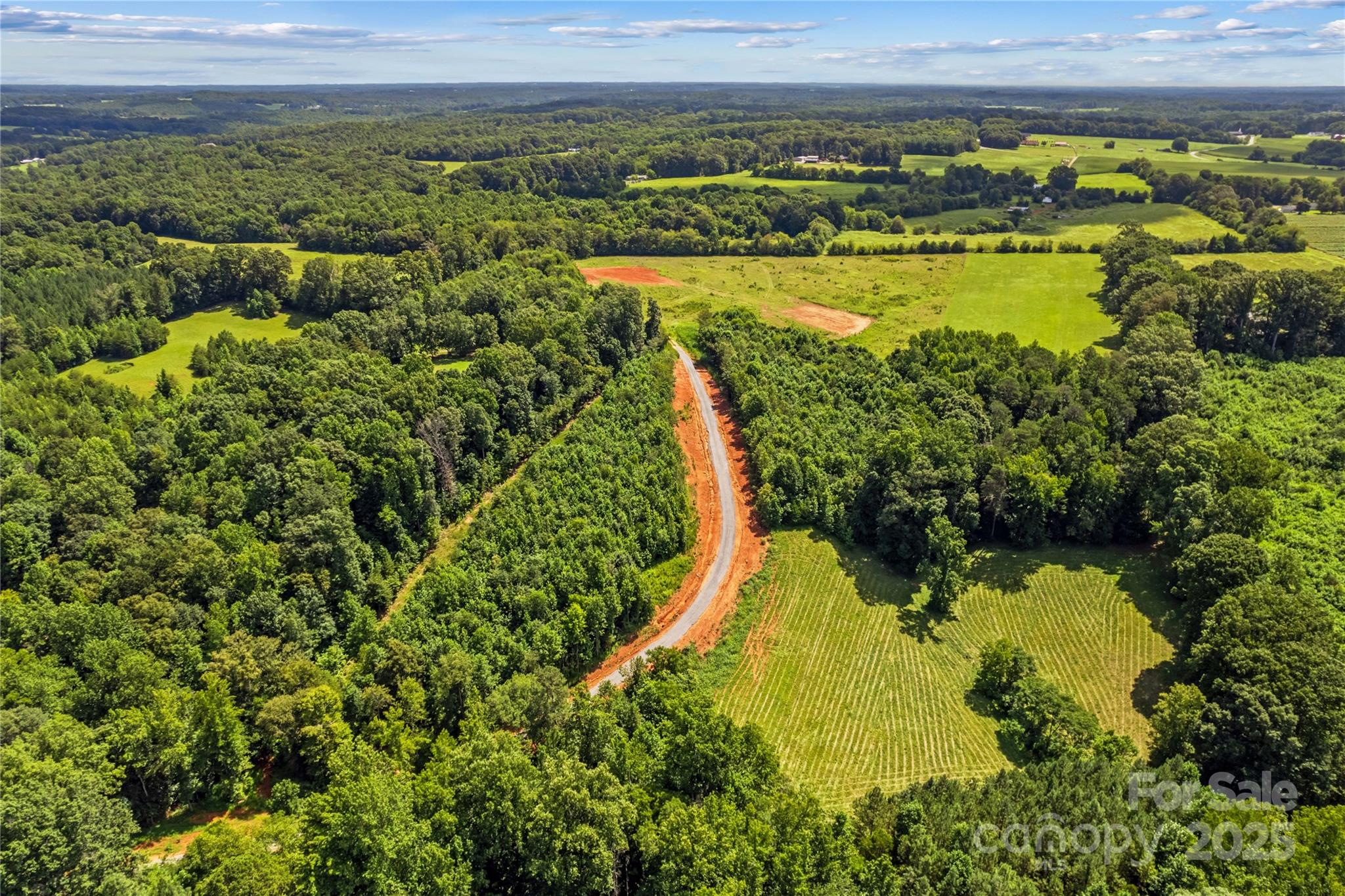 000 Cove Gap Road Property Photo 4