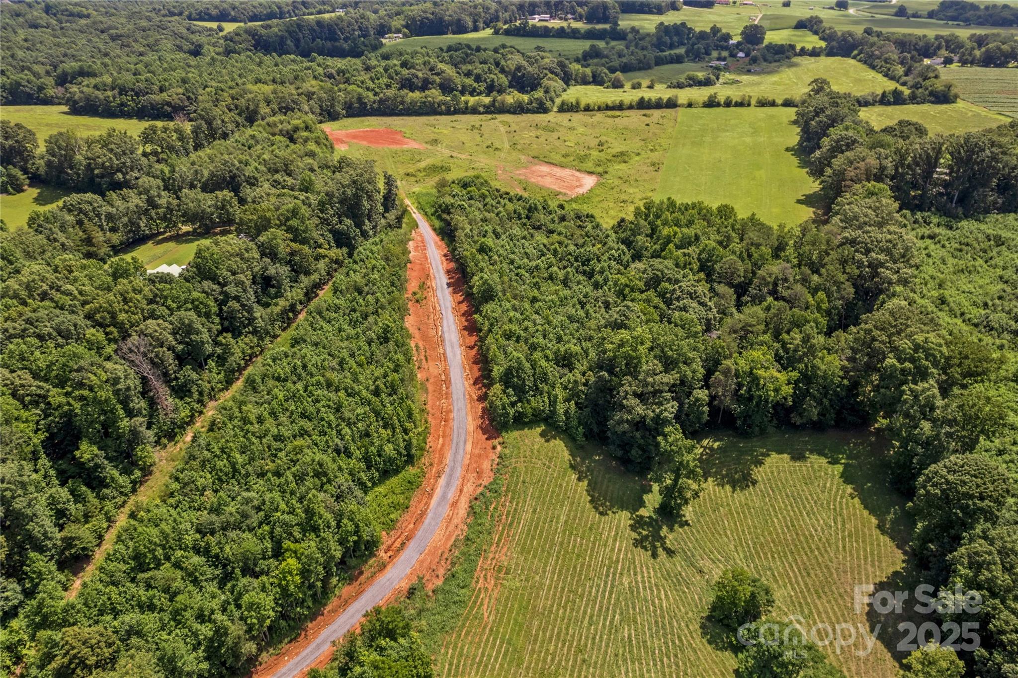 000 Cove Gap Road Property Photo 5