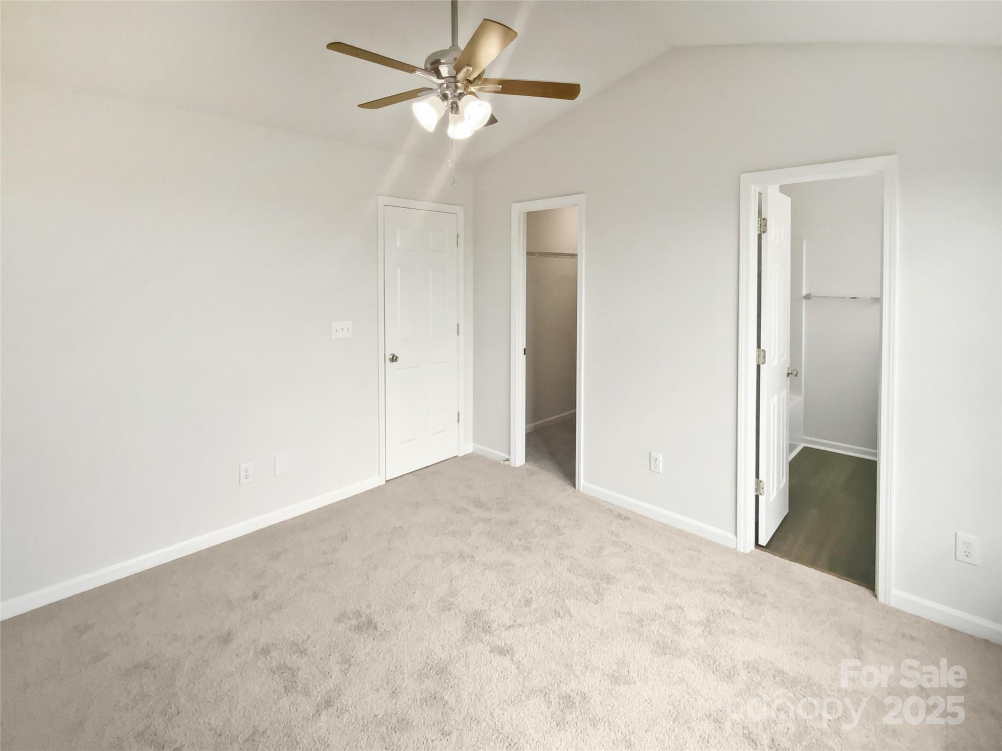 3107 Falling Rock Court Property Photo 13
