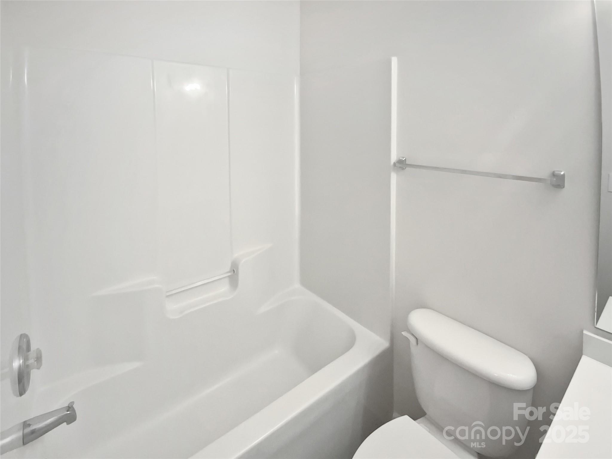 3107 Falling Rock Court Property Photo 16