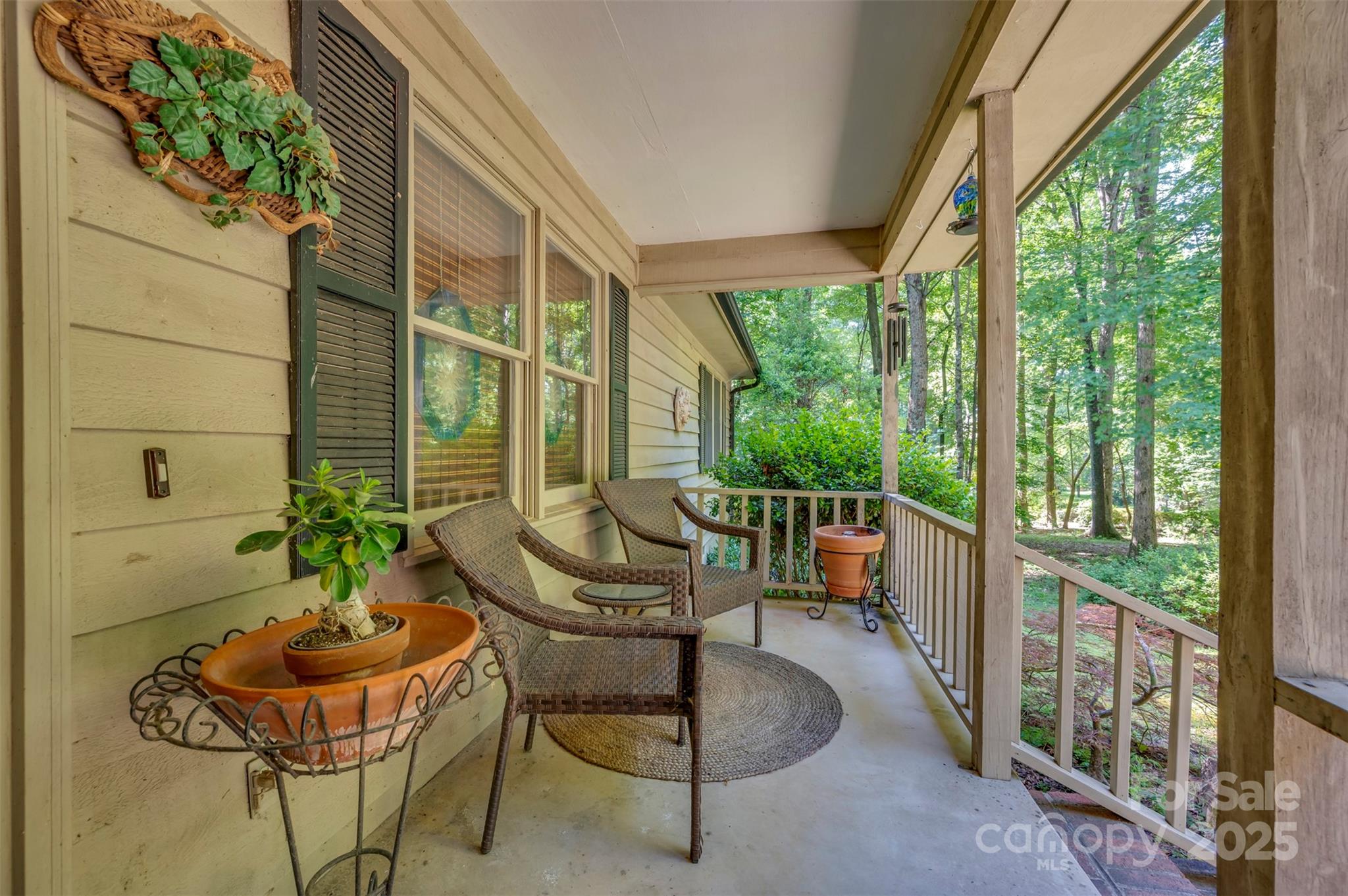 144 Beechwood Drive Property Photo 4