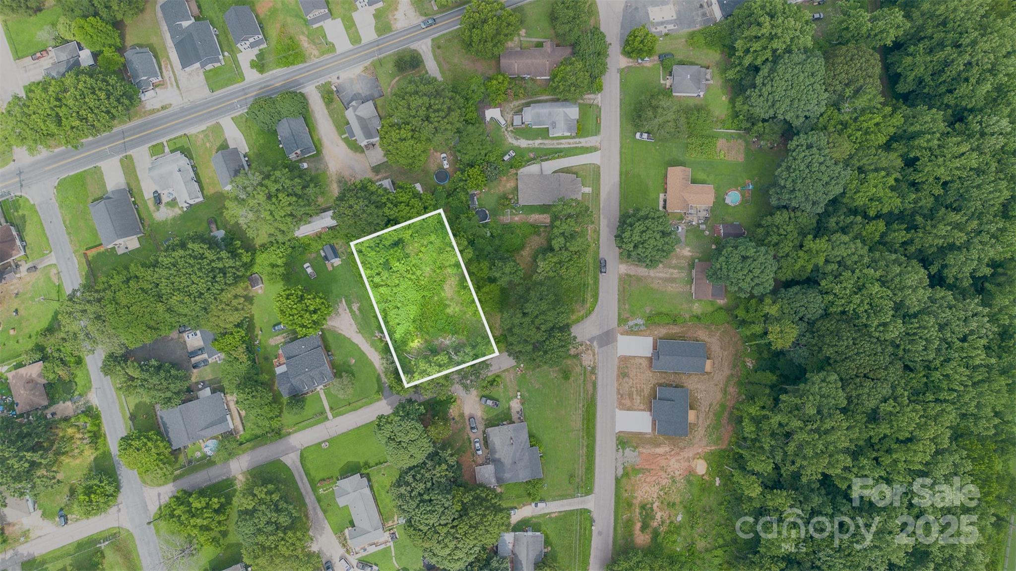 1013 Elm Street Property Photo 1