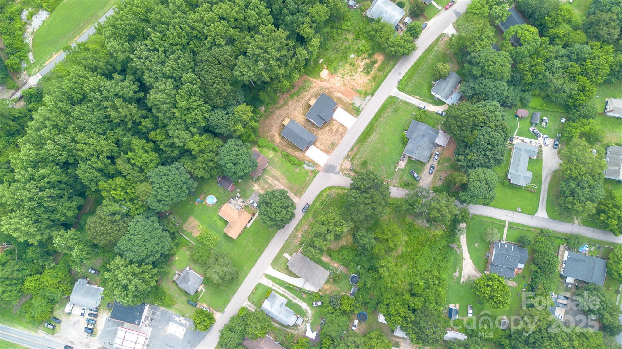 1013 Elm Street Property Photo 3