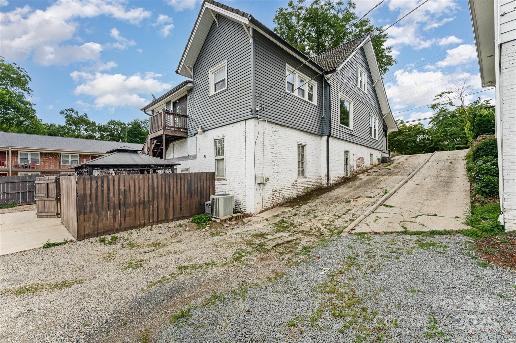 135 Corban Avenue Property Photo 26