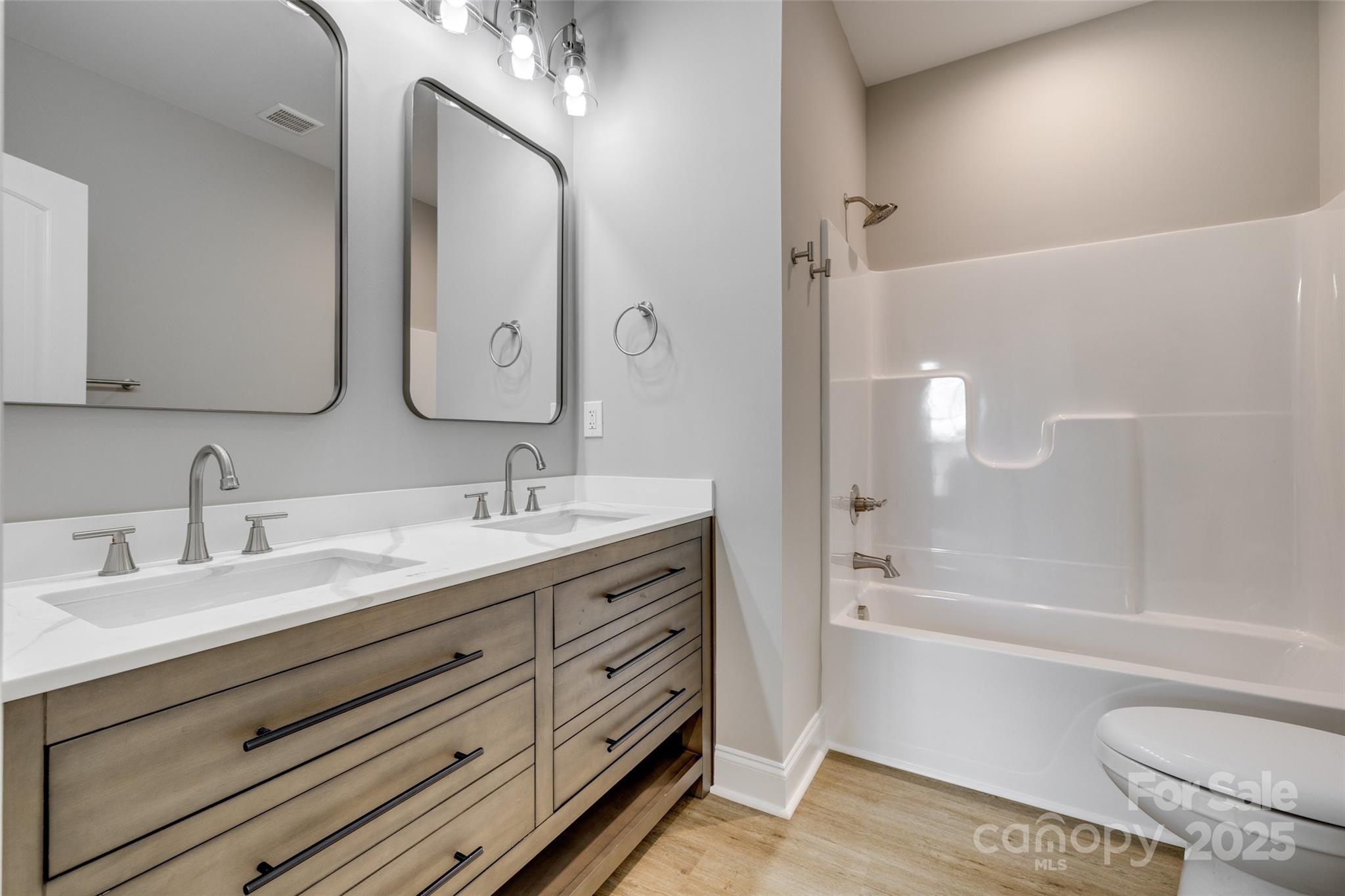 521 Tram Road Property Photo 7
